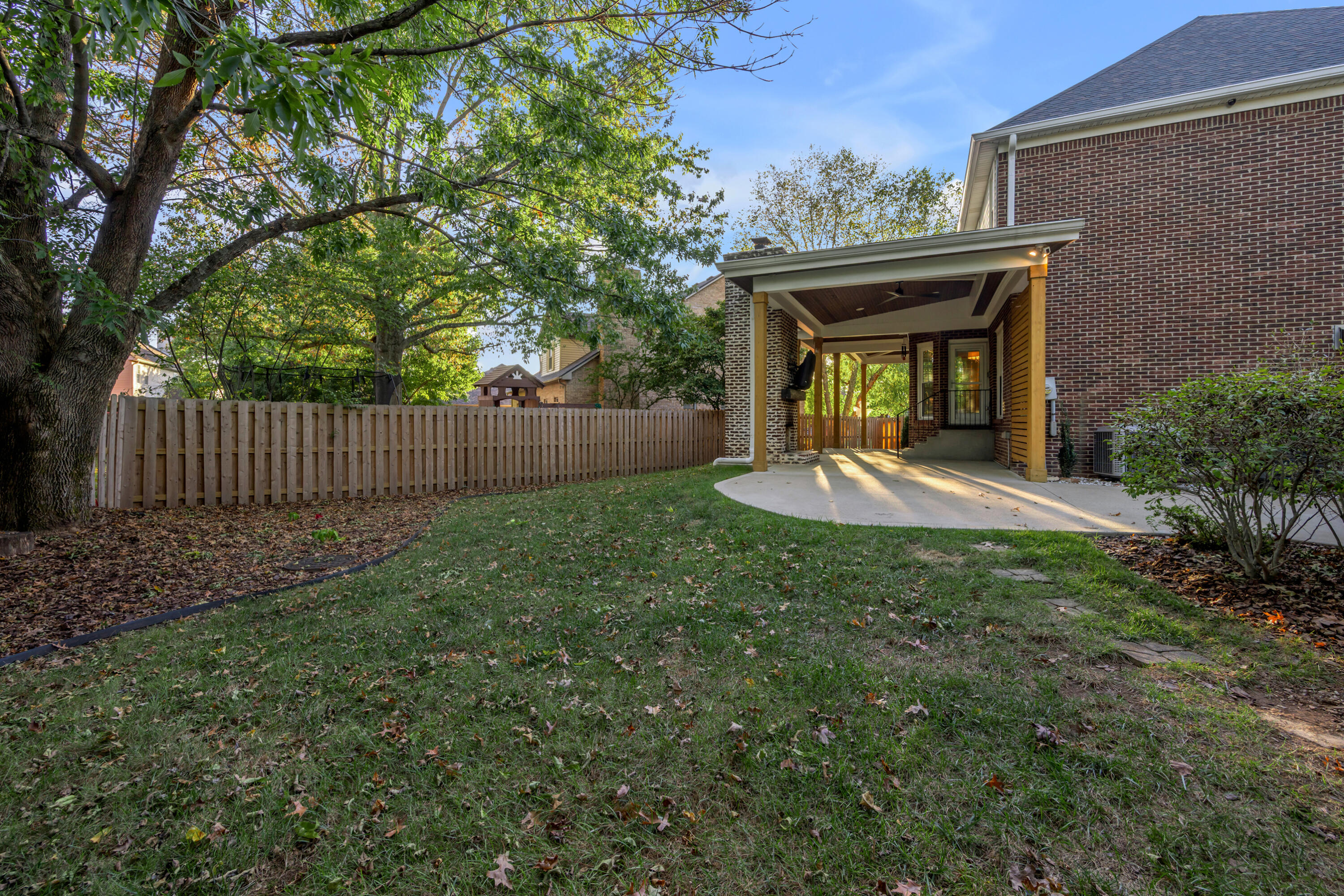 2180 Mangrove Drive Property Photo 7