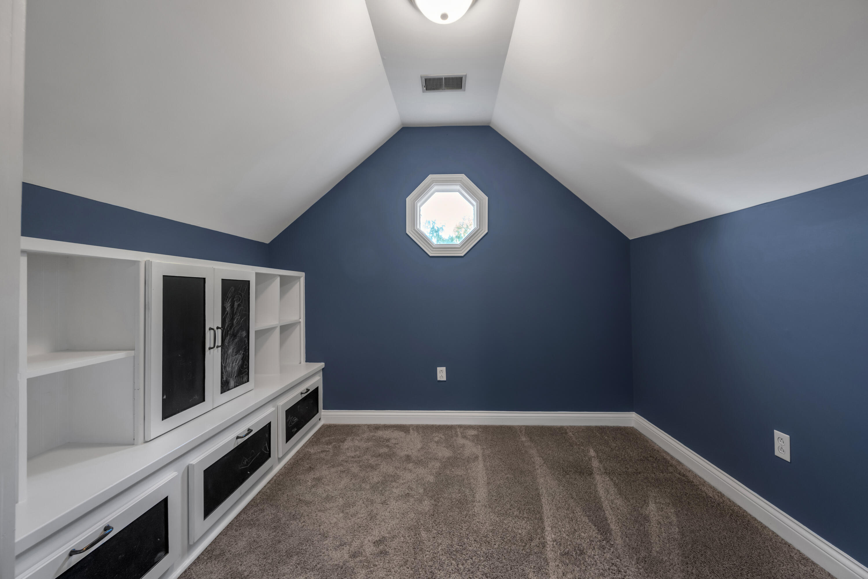 2180 Mangrove Drive Property Photo 18