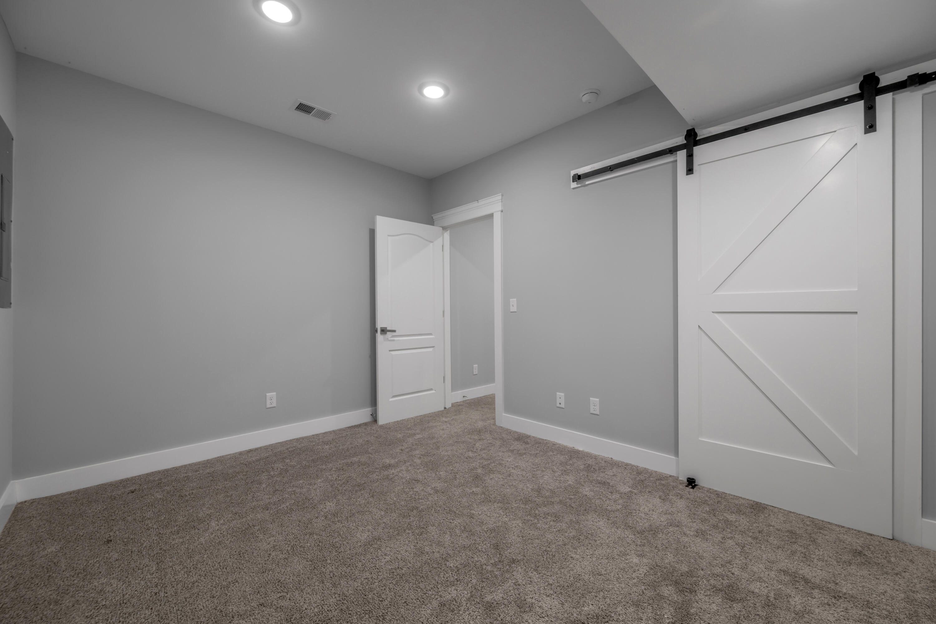 2180 Mangrove Drive Property Photo 33