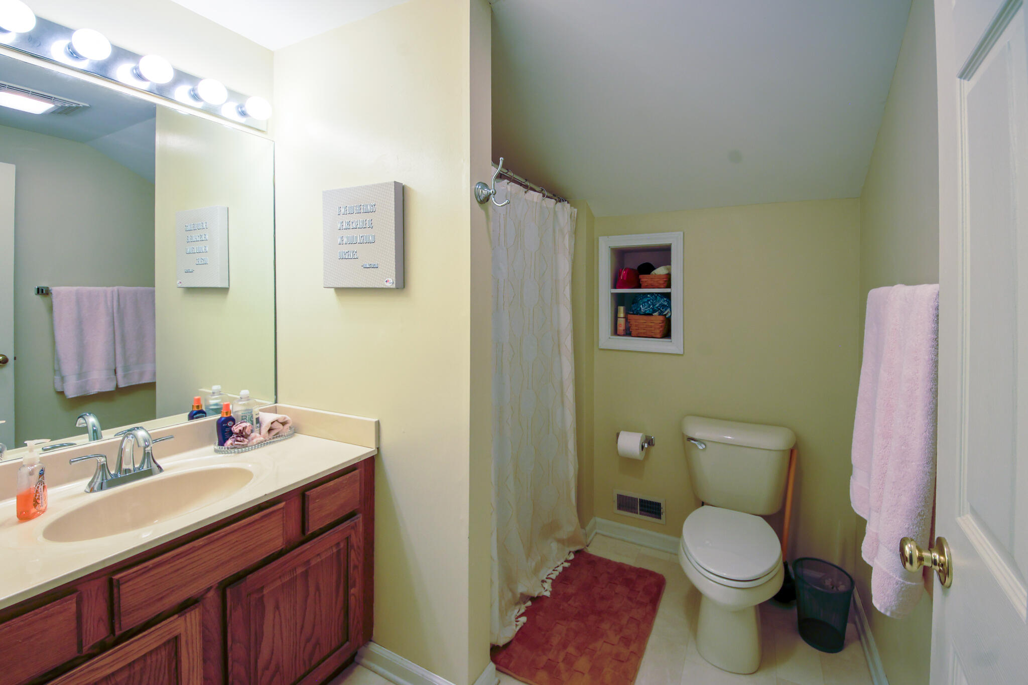 323 Skylark Drive Property Photo 22