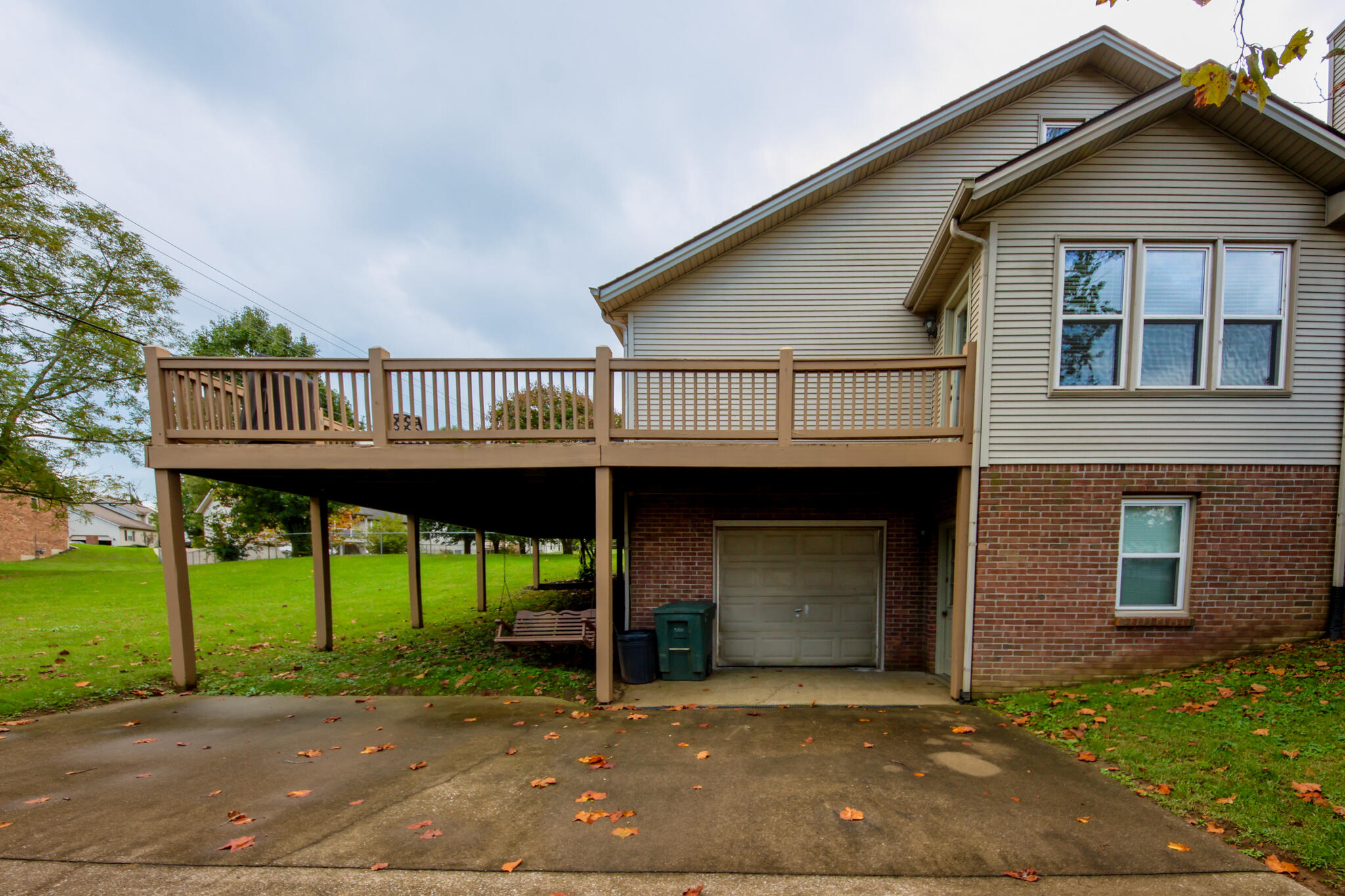 323 Skylark Drive Property Photo 32