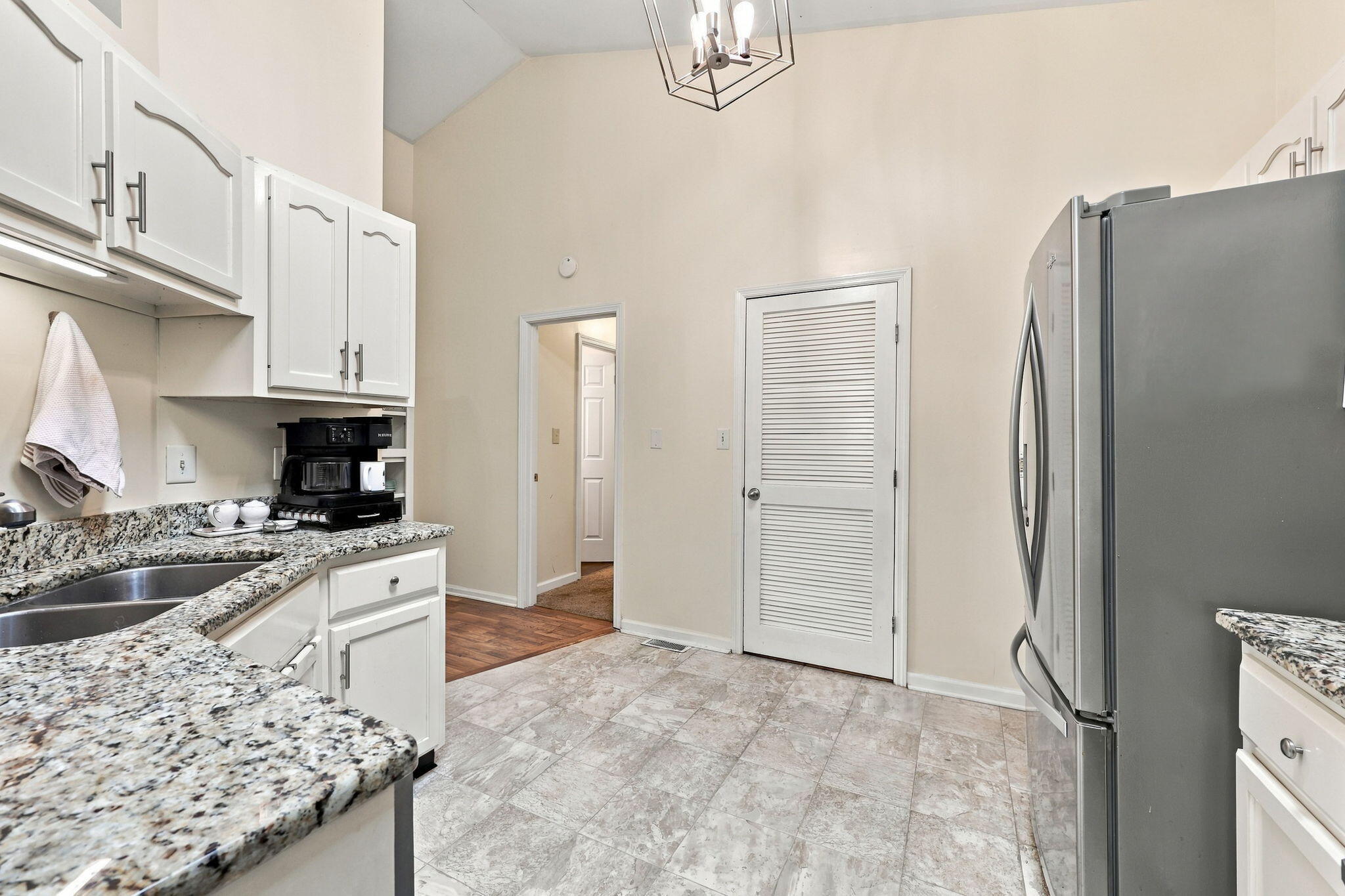 218 Orchard Drive Property Photo 14