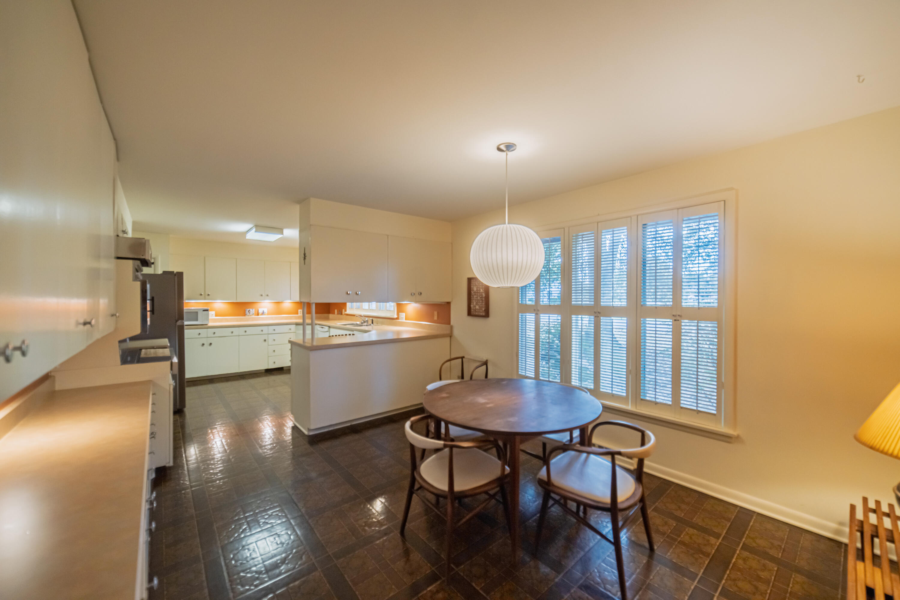 1010 Brand Street Property Photo 28