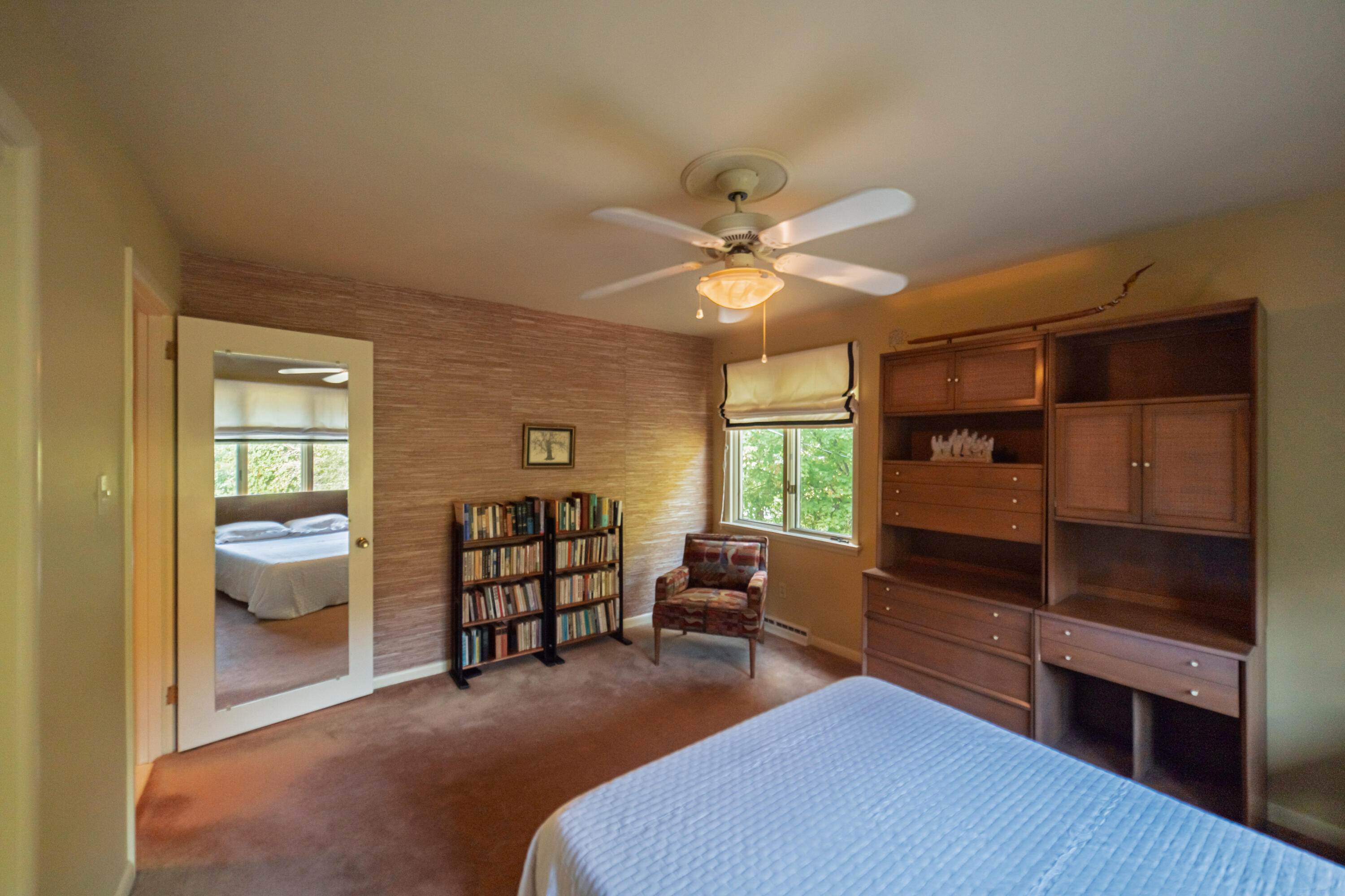 1010 Brand Street Property Photo 40
