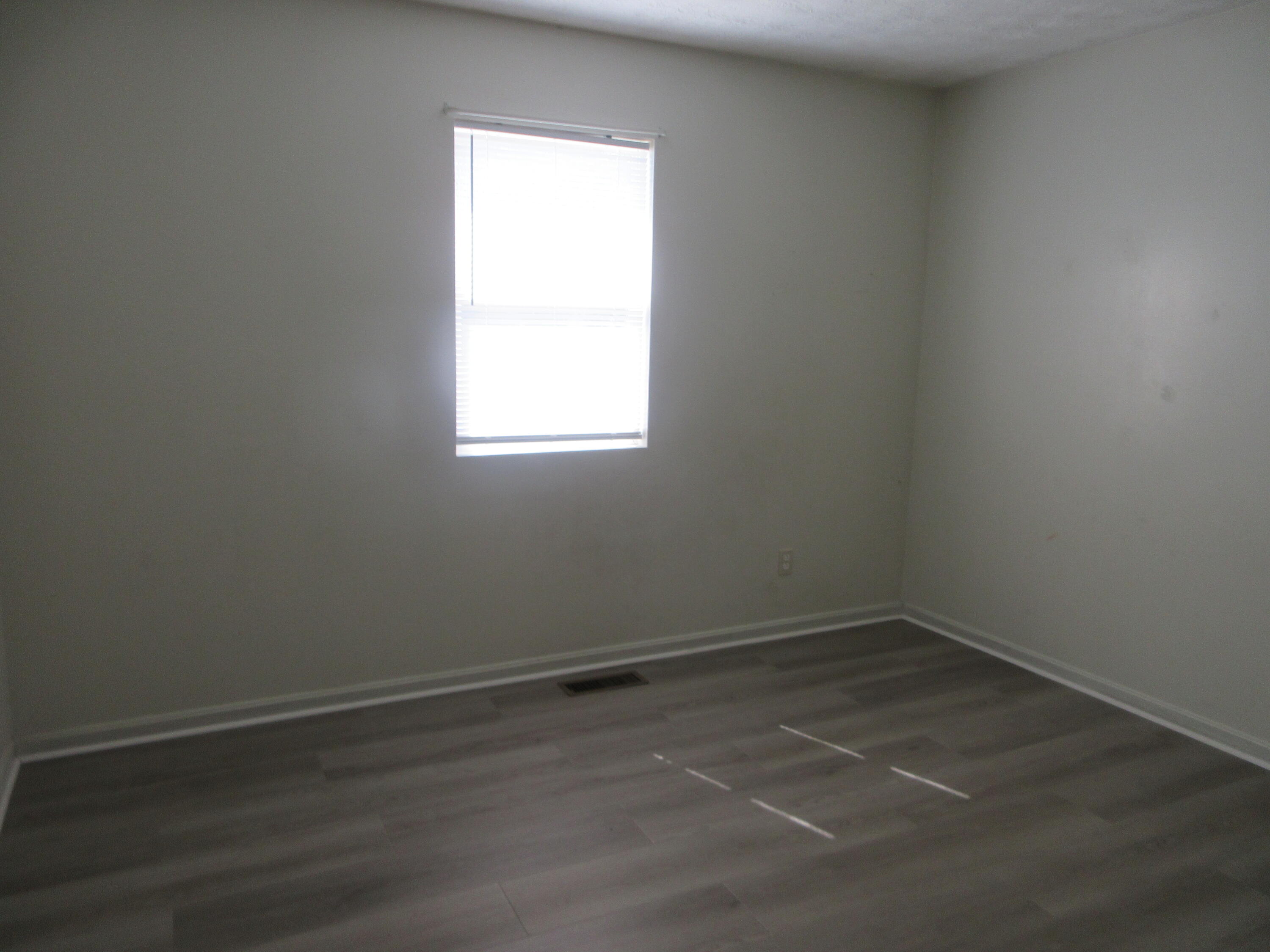 524-526 Shenandoah Drive Property Photo 4