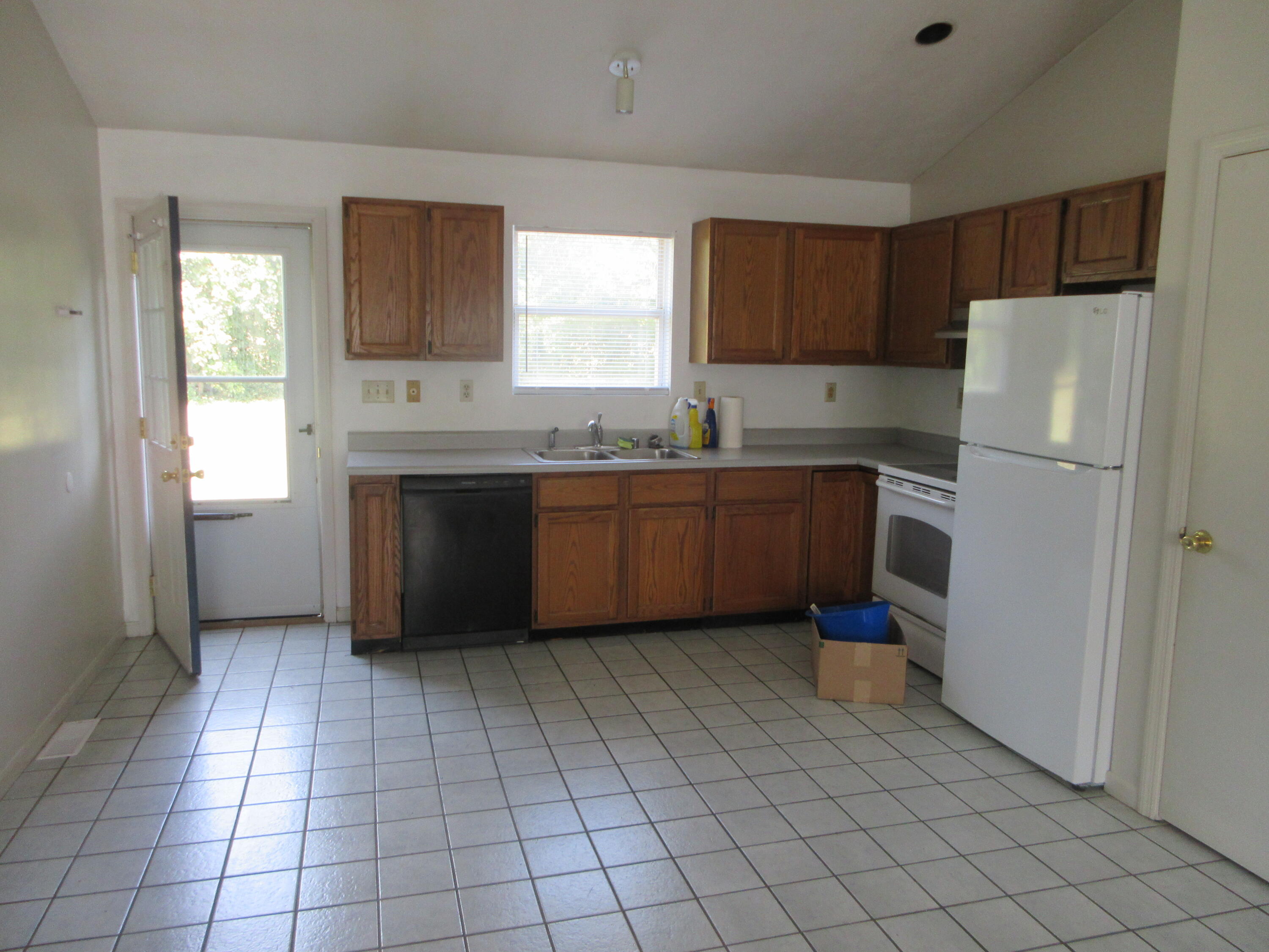 524-526 Shenandoah Drive Property Photo 7