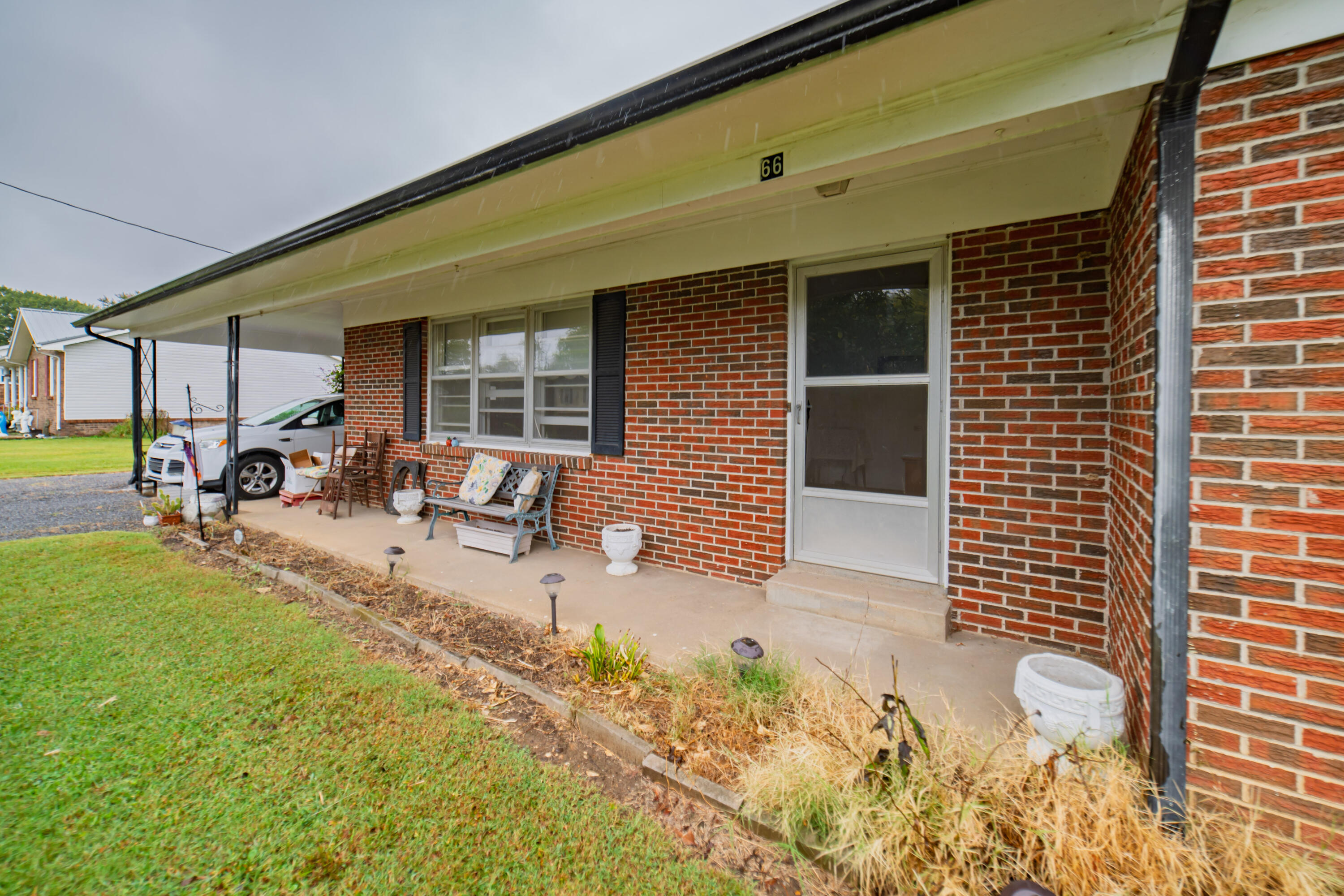 66 Skylark Street Property Photo 4