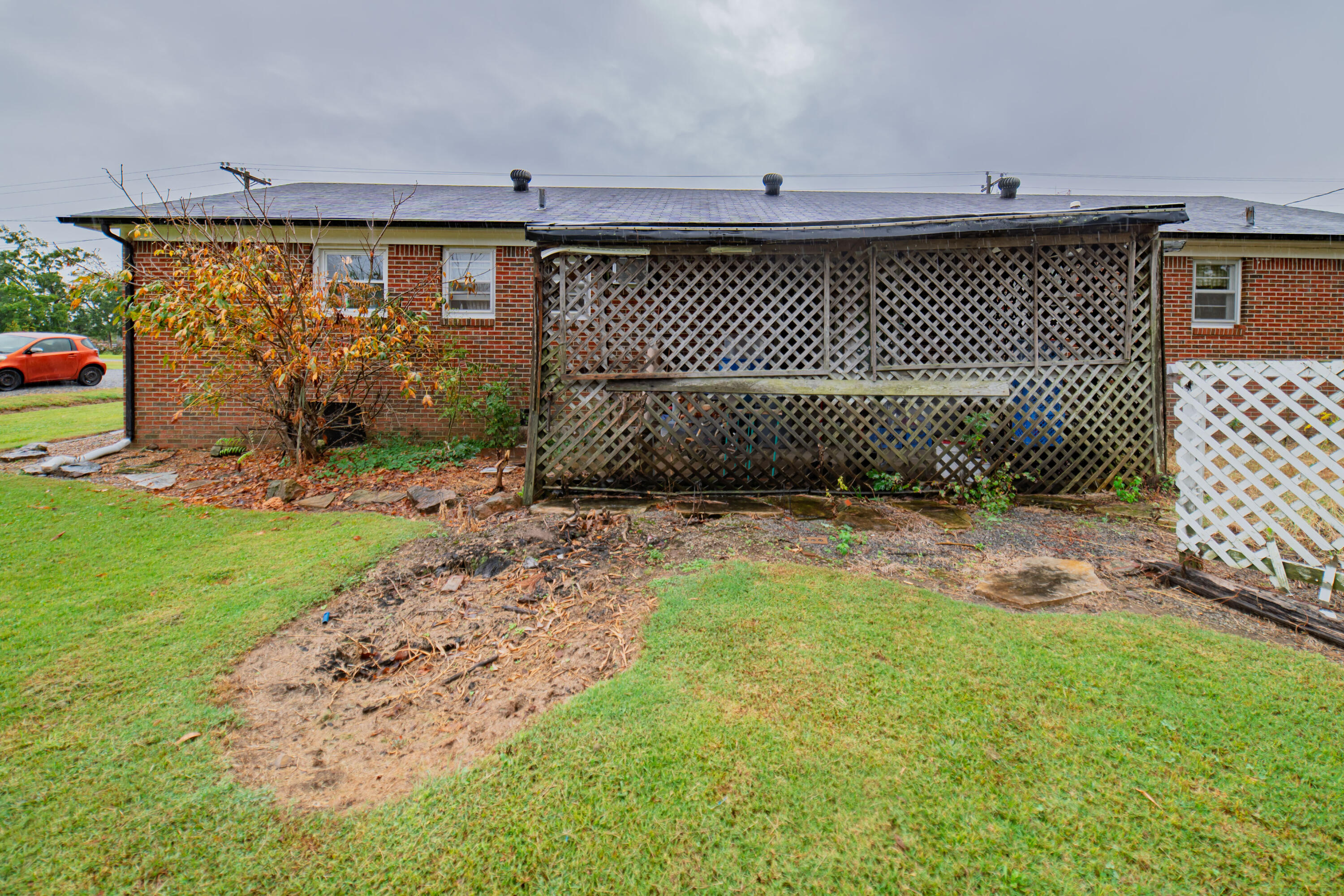 66 Skylark Street Property Photo 9