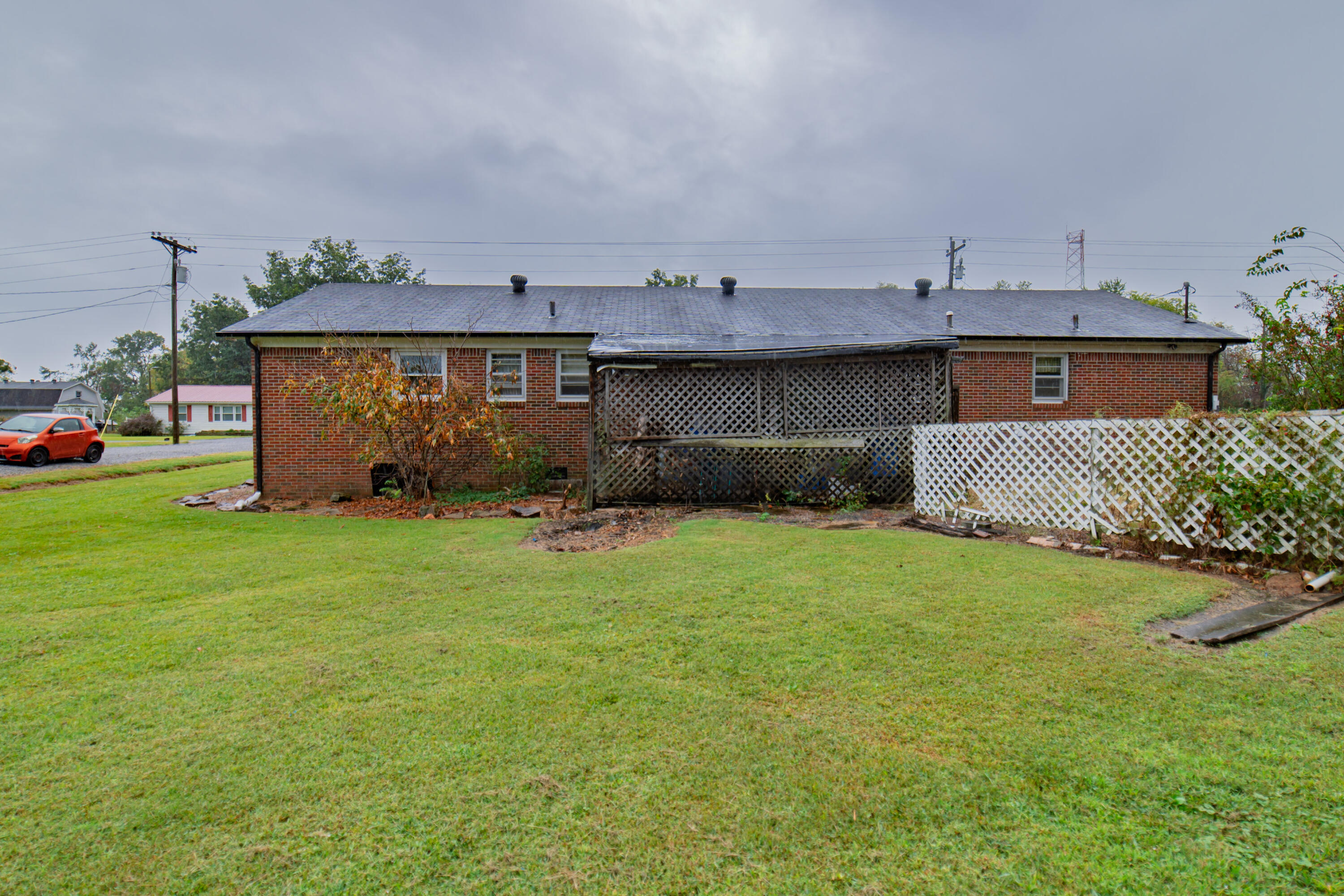 66 Skylark Street Property Photo 11