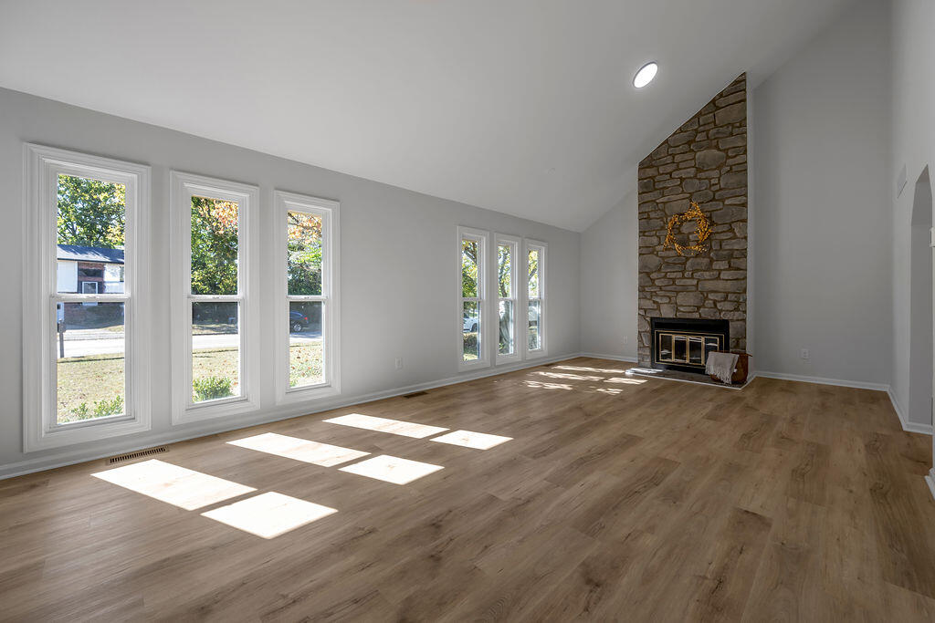 1117 Spring Run Road Property Photo 5