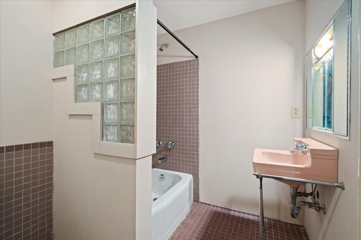 190 Timberlane Court Property Photo 34