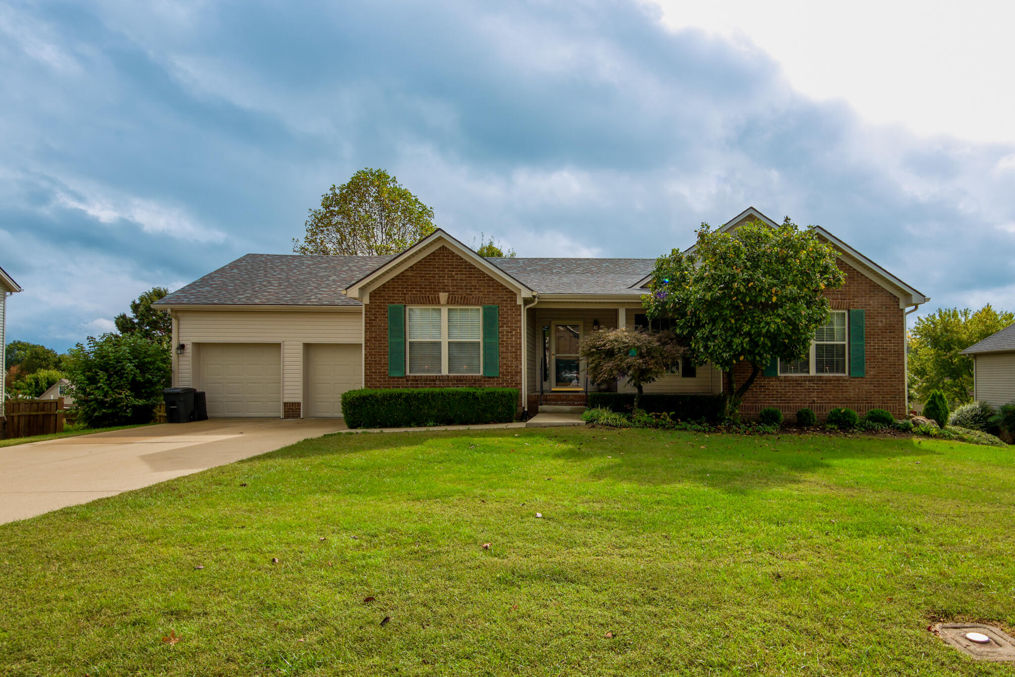 285 Rose Drive Property Photo 1
