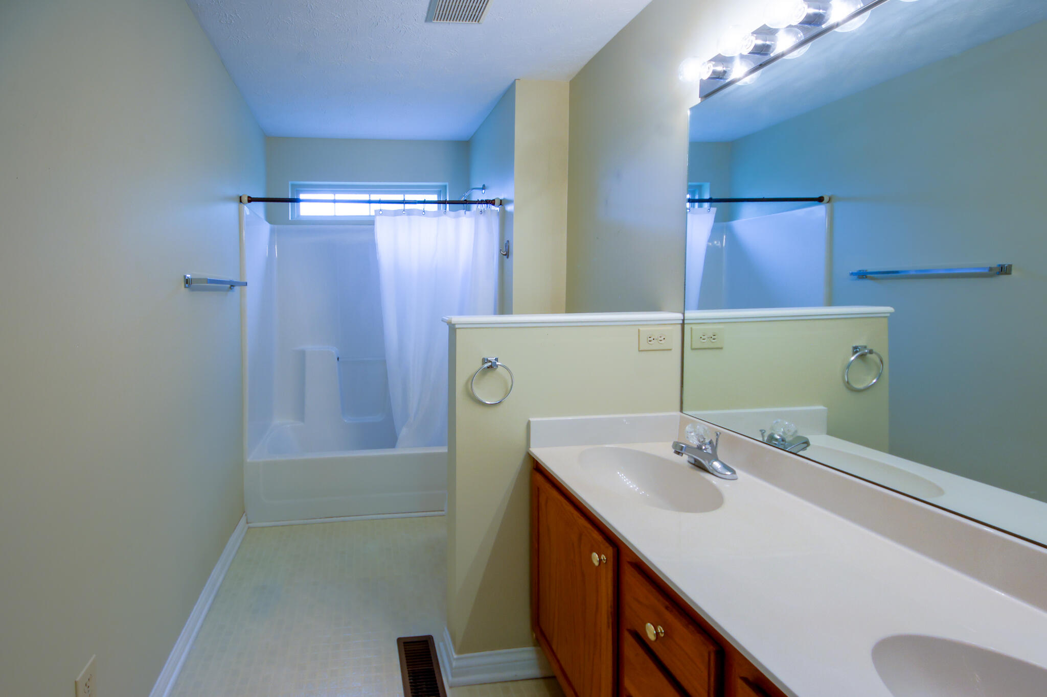 285 Rose Drive Property Photo 16