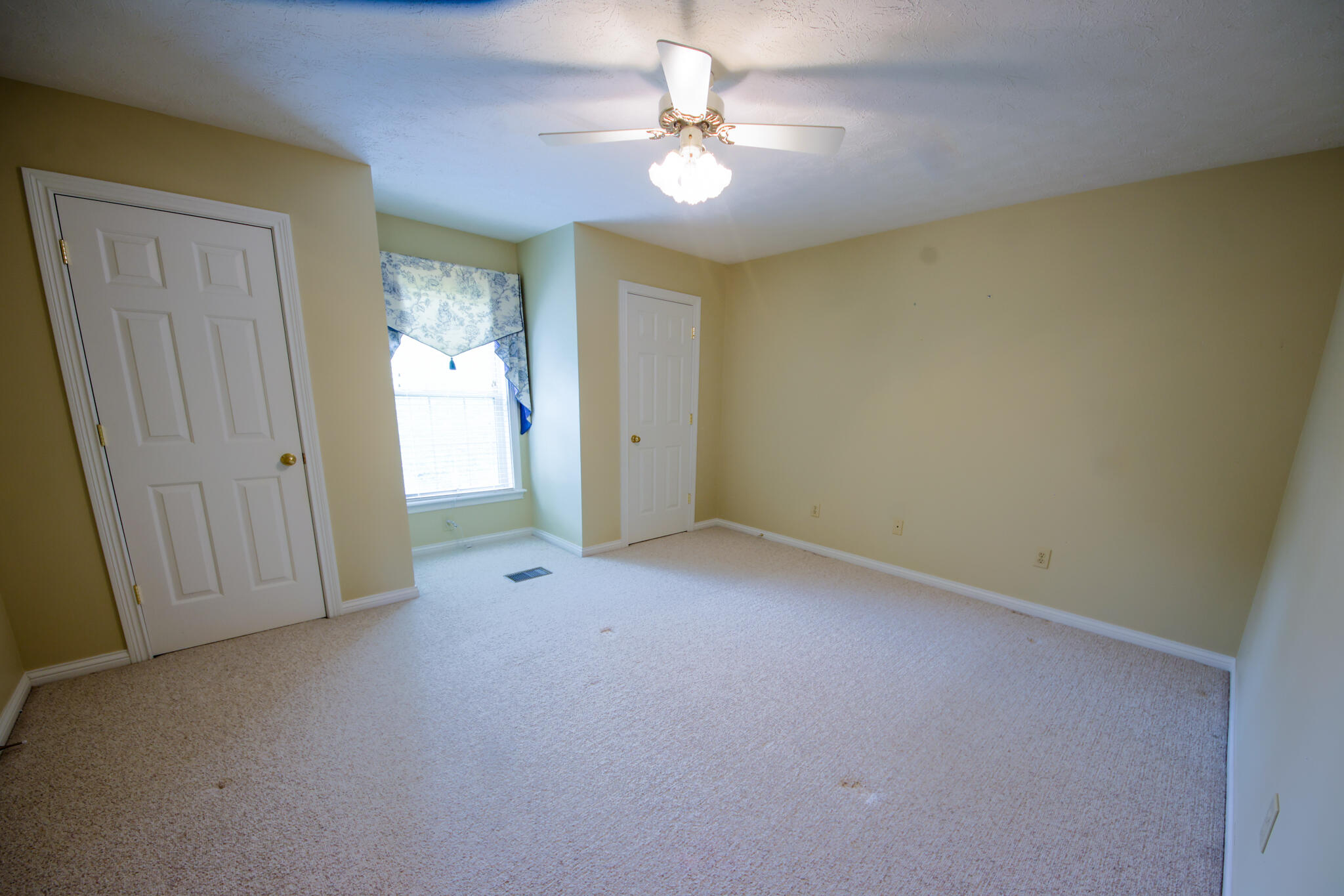 285 Rose Drive Property Photo 24