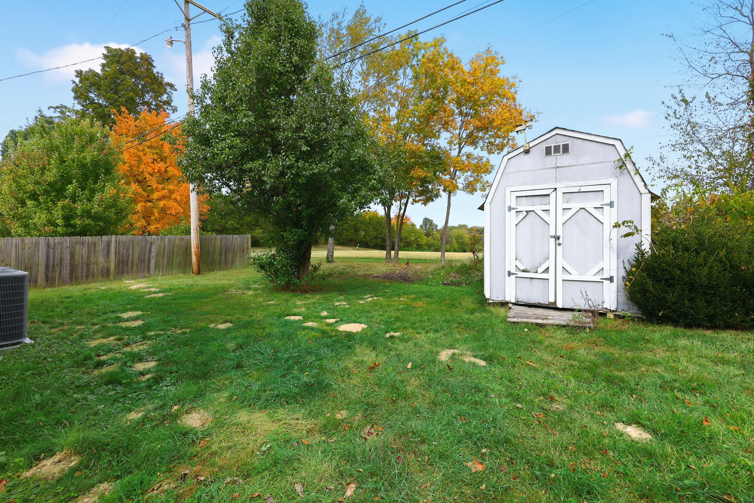 1209 Meadow Glen Drive Property Photo 23