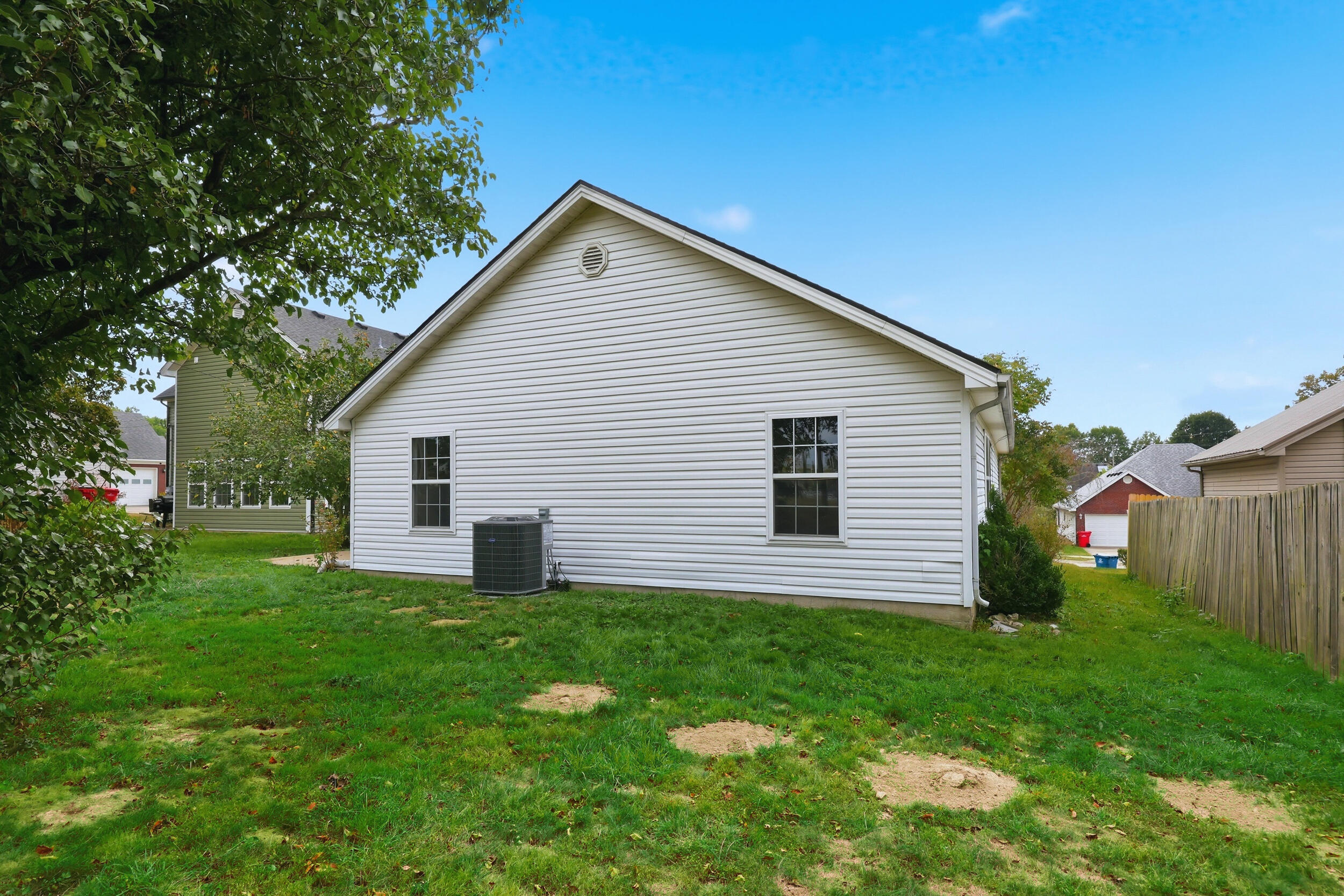 1209 Meadow Glen Drive Property Photo 25