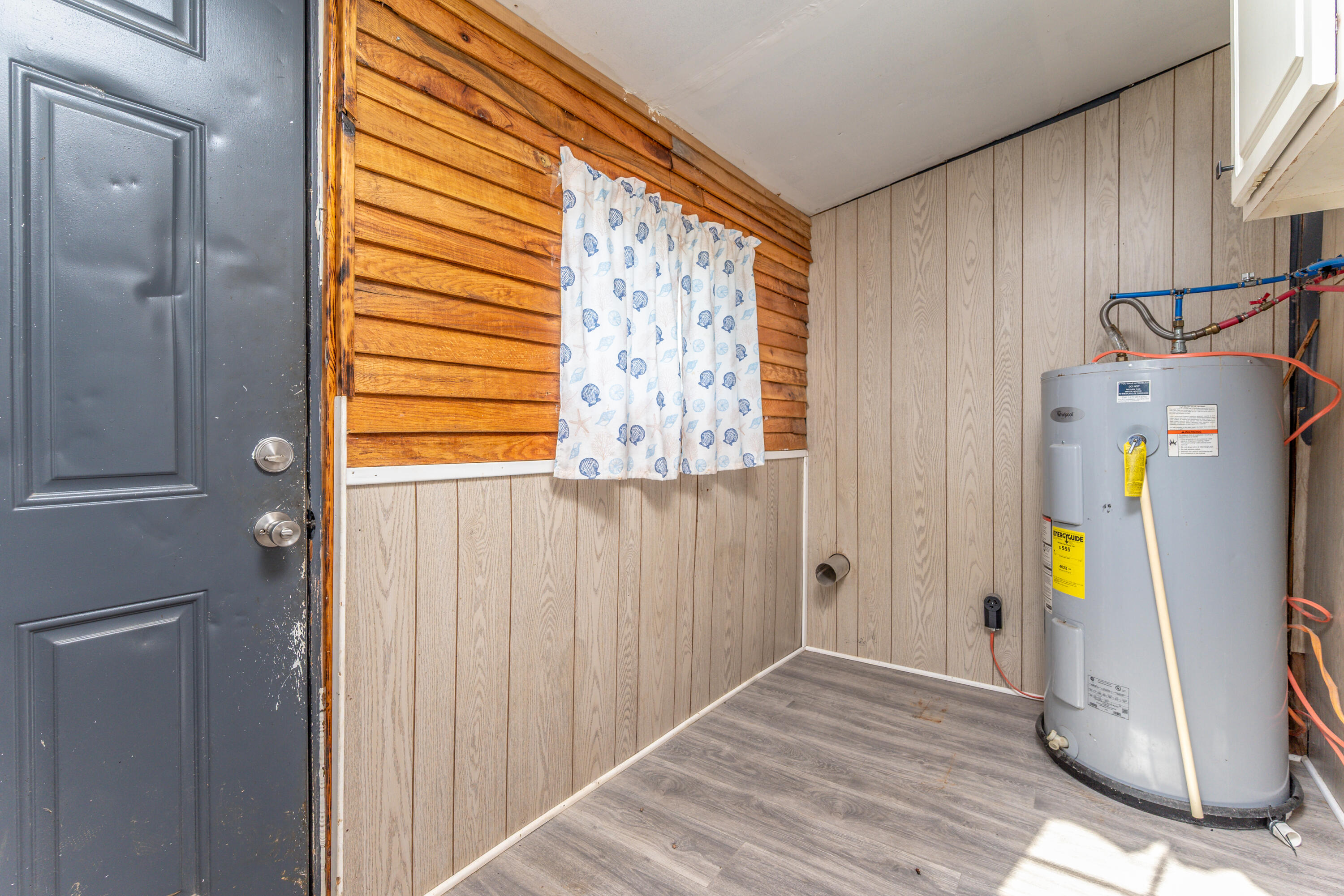 9101 E Highway 60 Property Photo 22