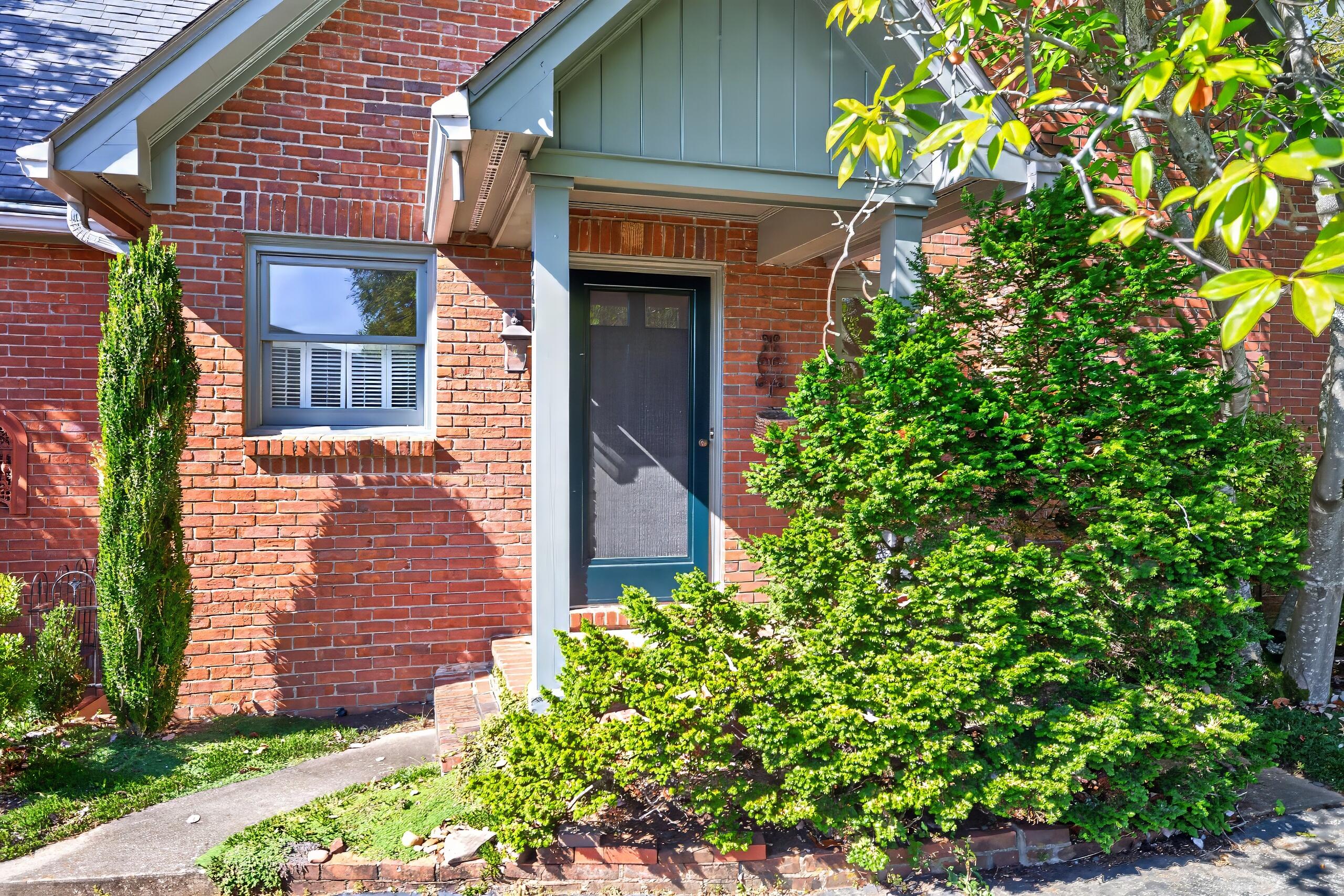 227 Fontaine Circle Property Photo 37