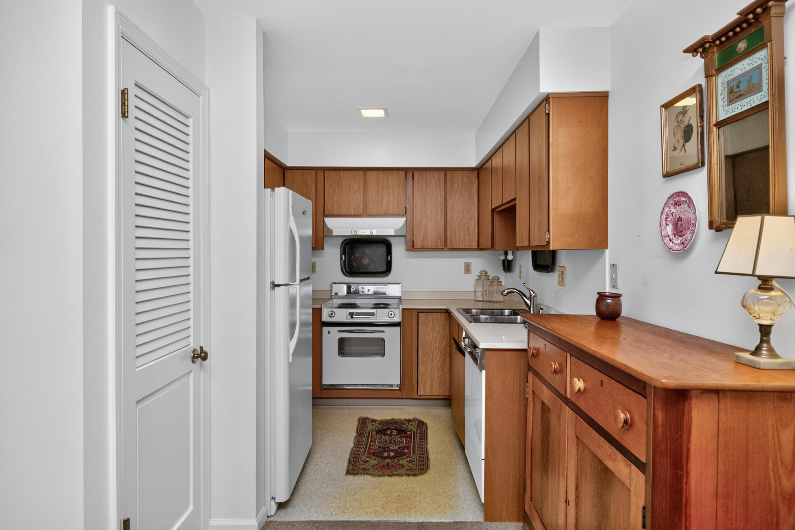 227 Fontaine Circle Property Photo 44