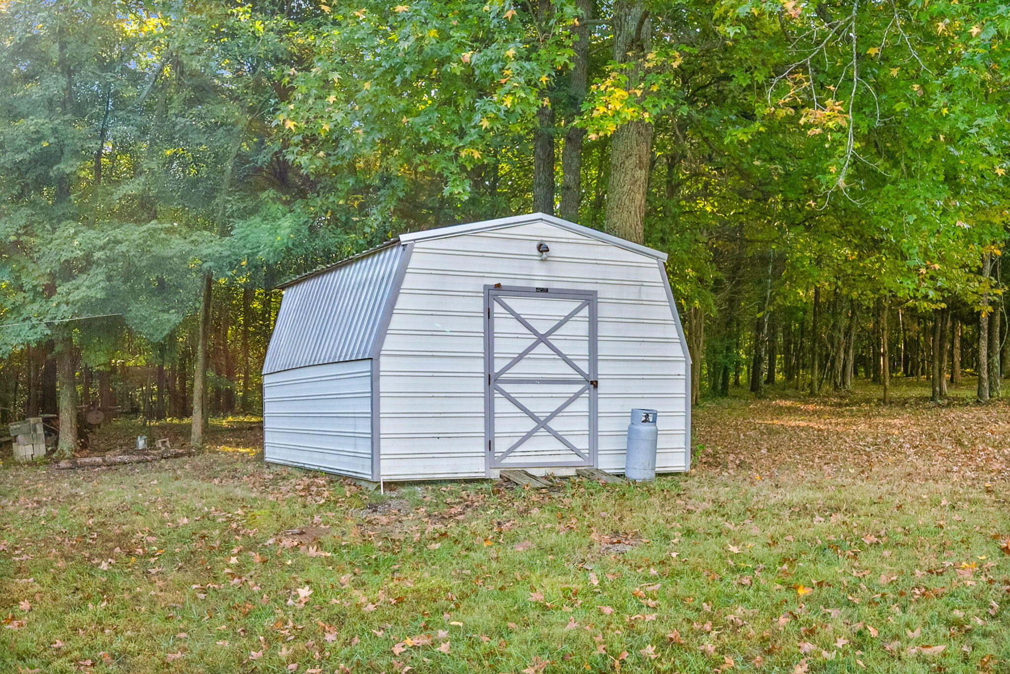 16350 Froghop Road Property Photo 14