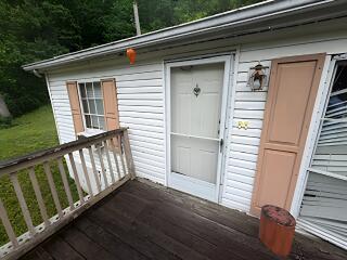 4073 Joes Creek Property Photo 2