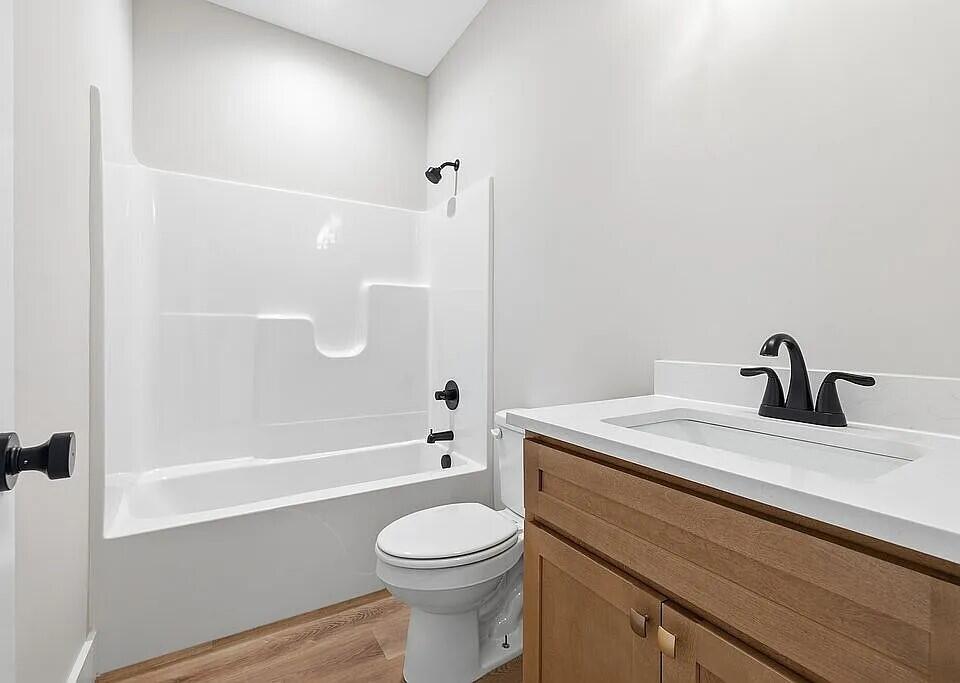 587 Harvest Lane Property Photo 16