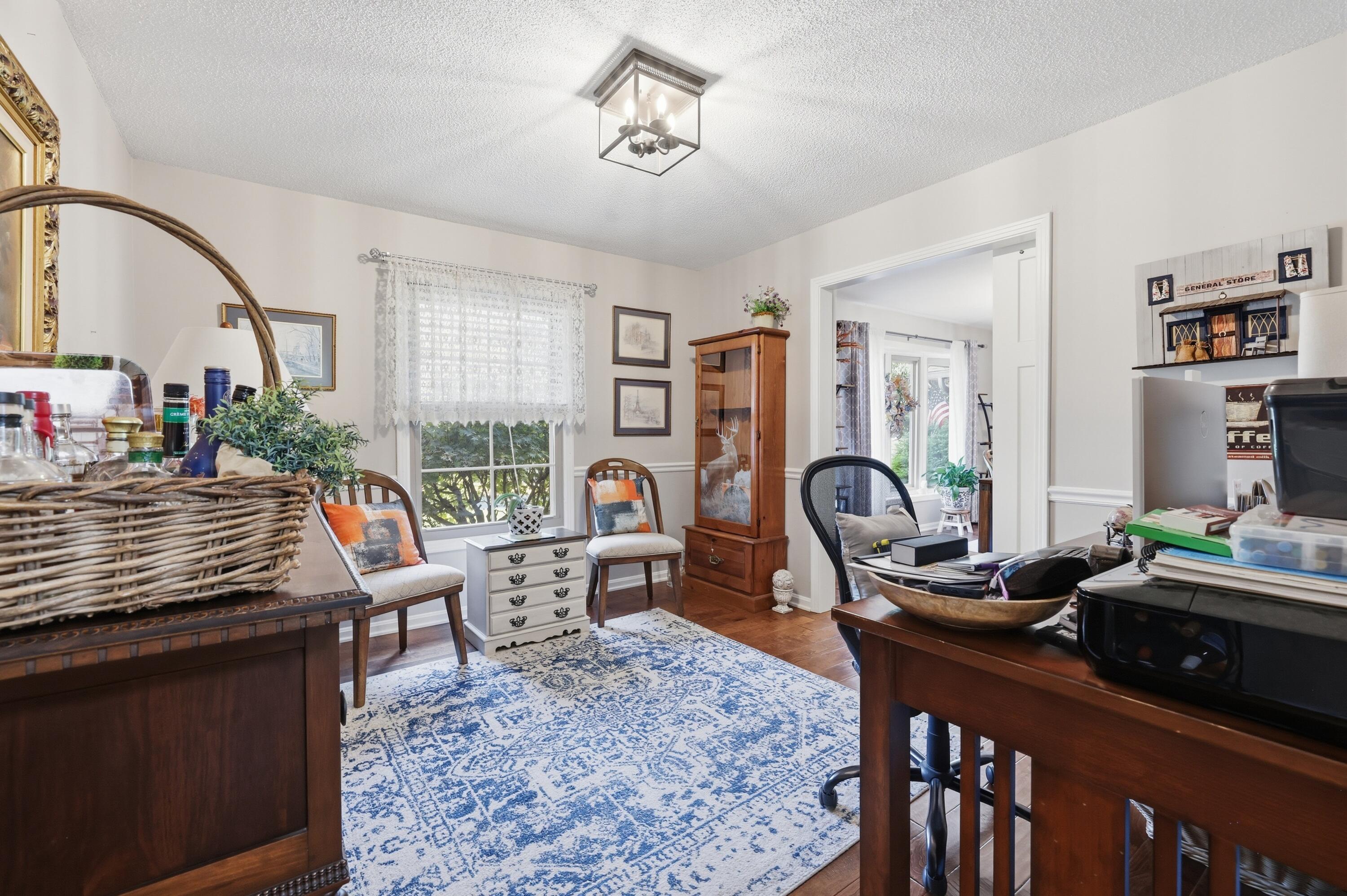 1520 London Drive Property Photo 18