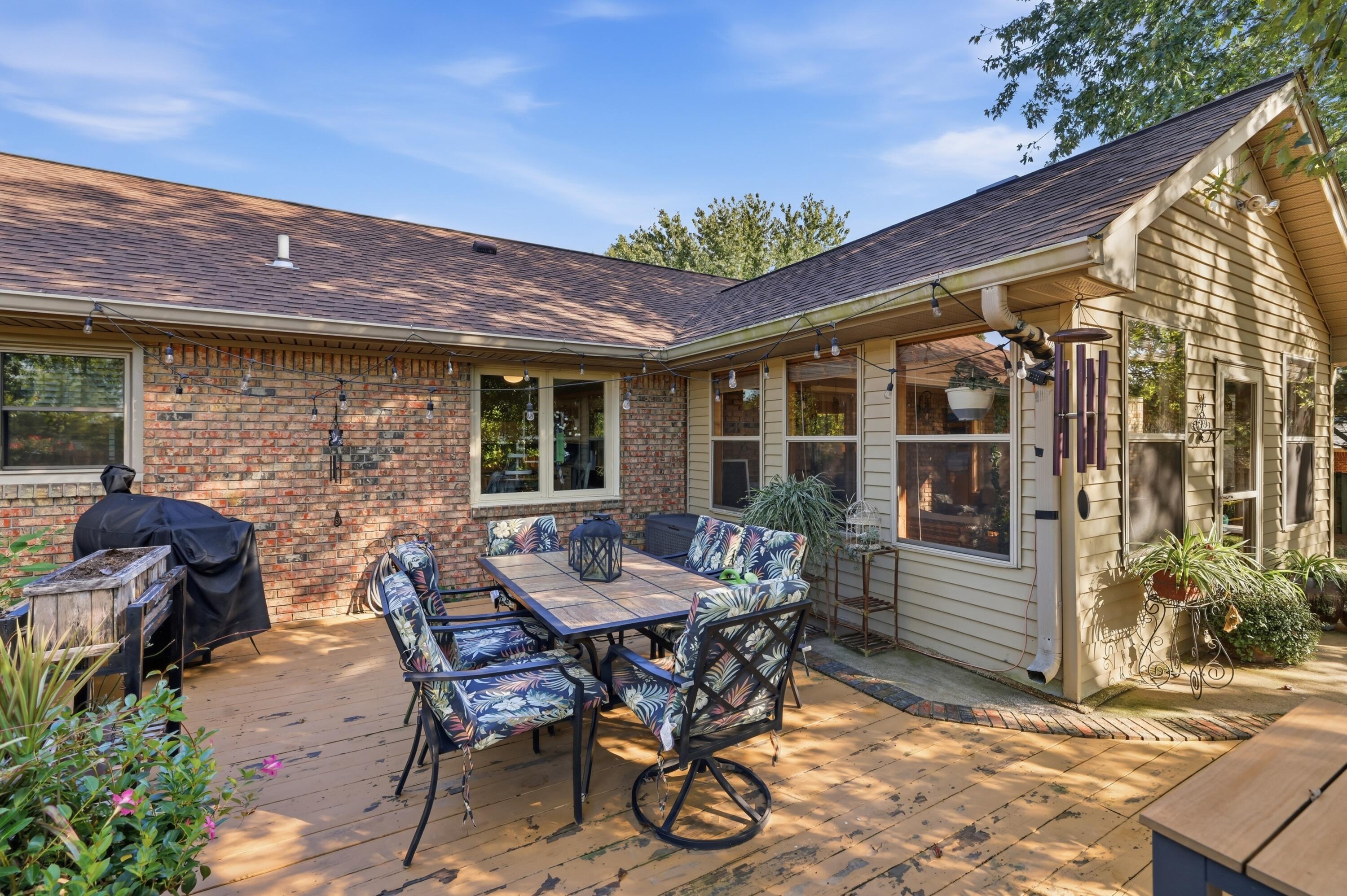 1520 London Drive Property Photo 42