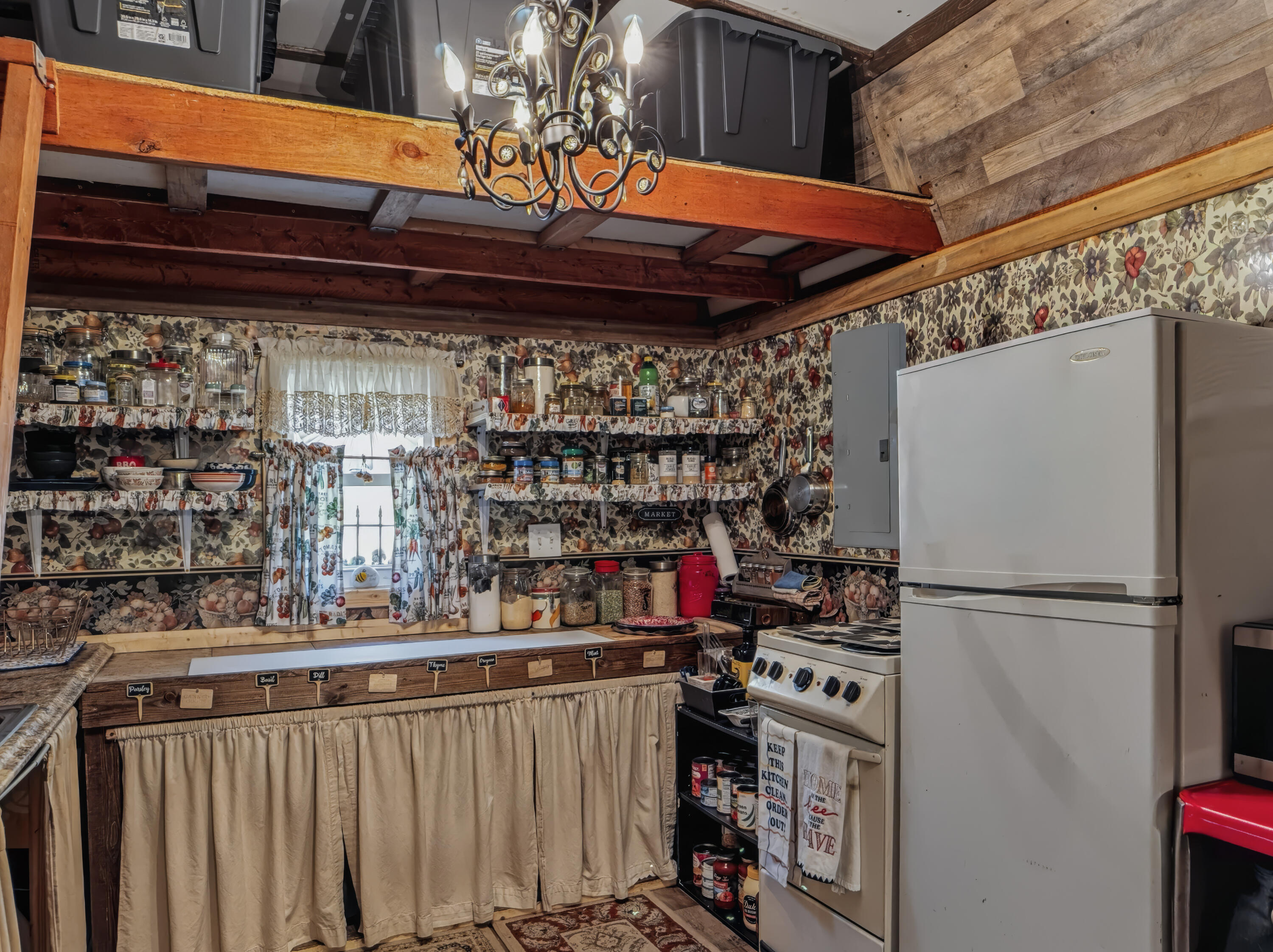 24 Sulphur Springs Hollow Road Property Photo 10