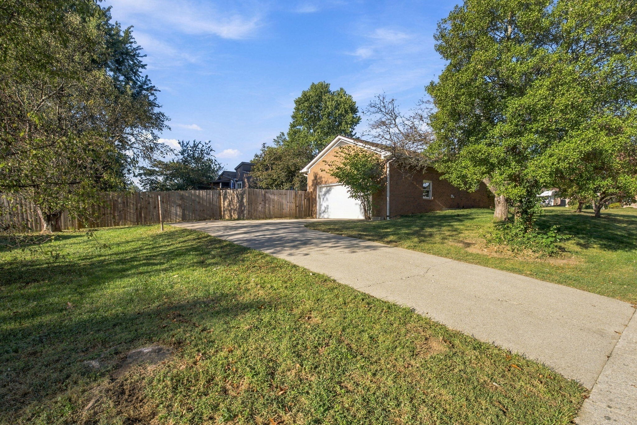 3228 Shoal Lake Drive Property Photo 6