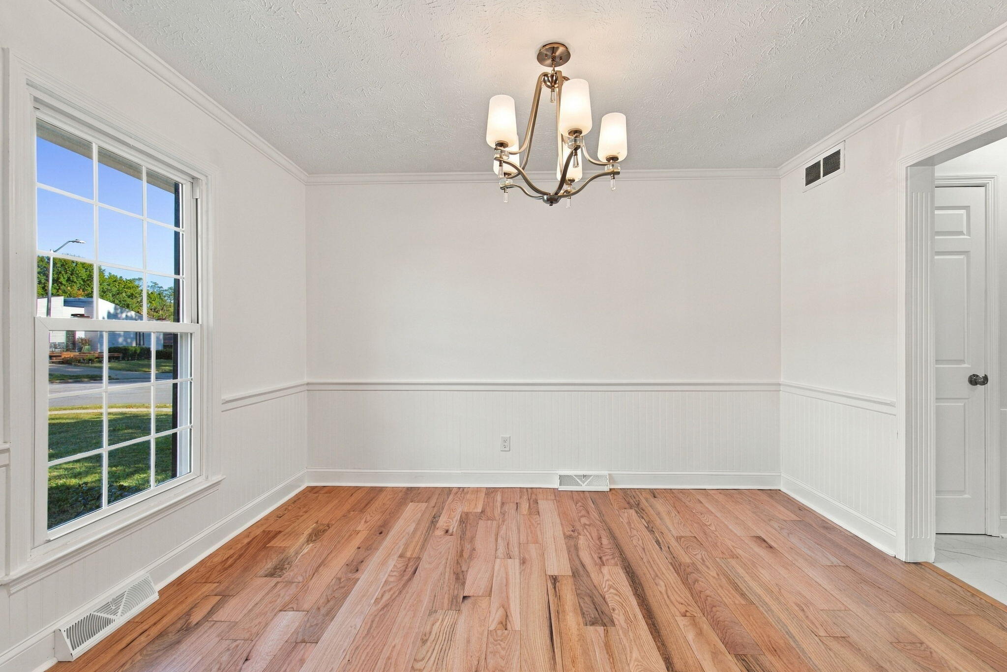 3228 Shoal Lake Drive Property Photo 15