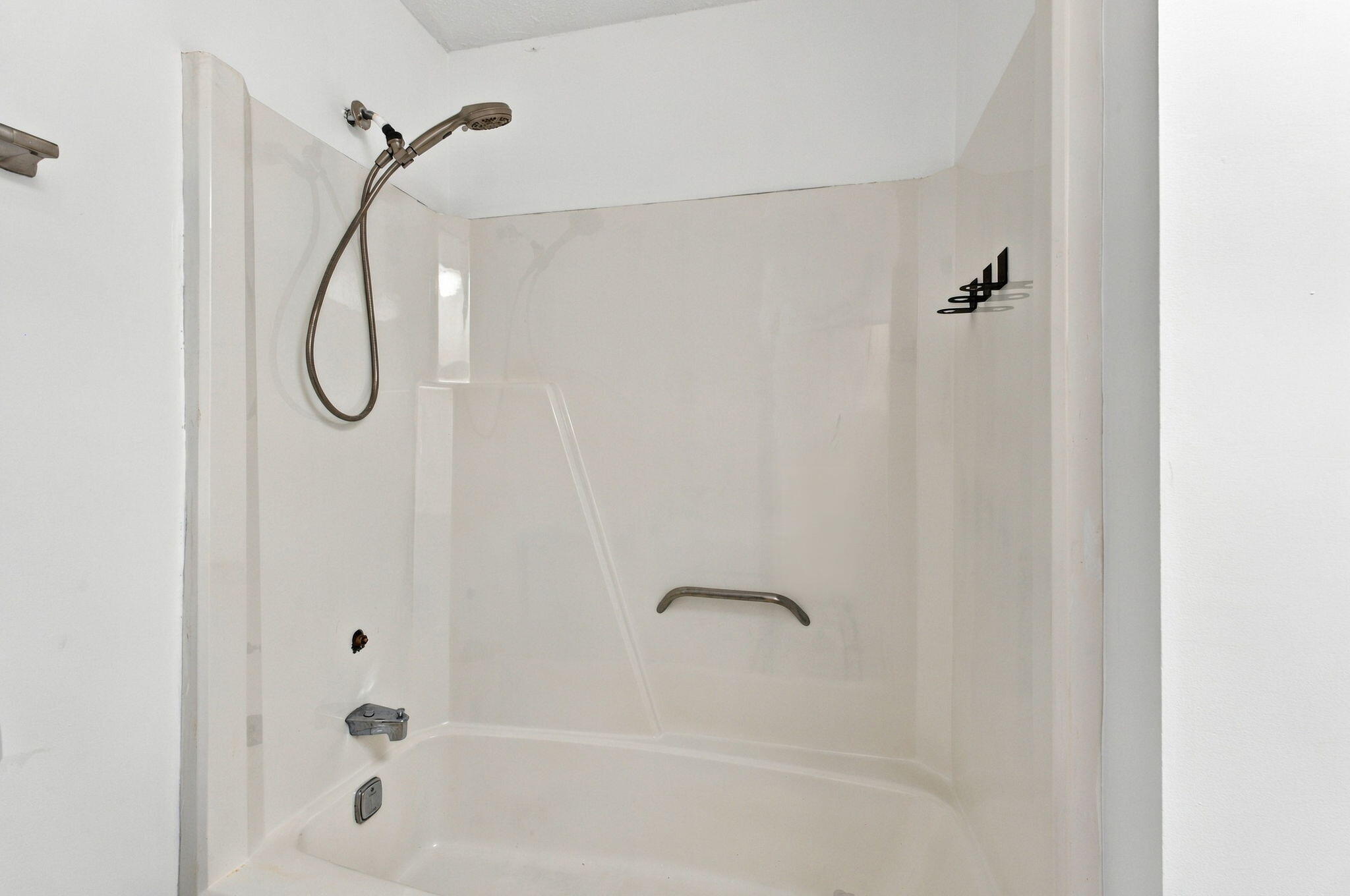 3228 Shoal Lake Drive Property Photo 27