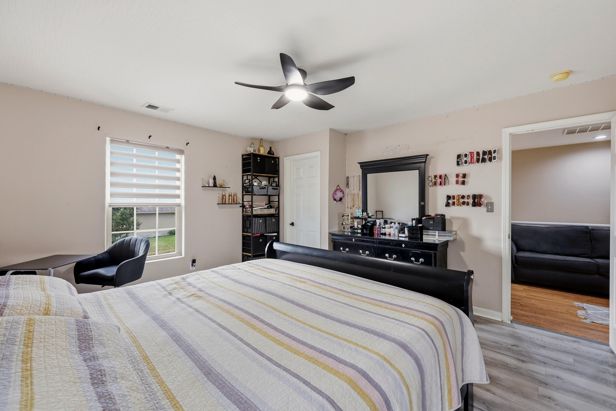 2244 Walcot Way Property Photo 22