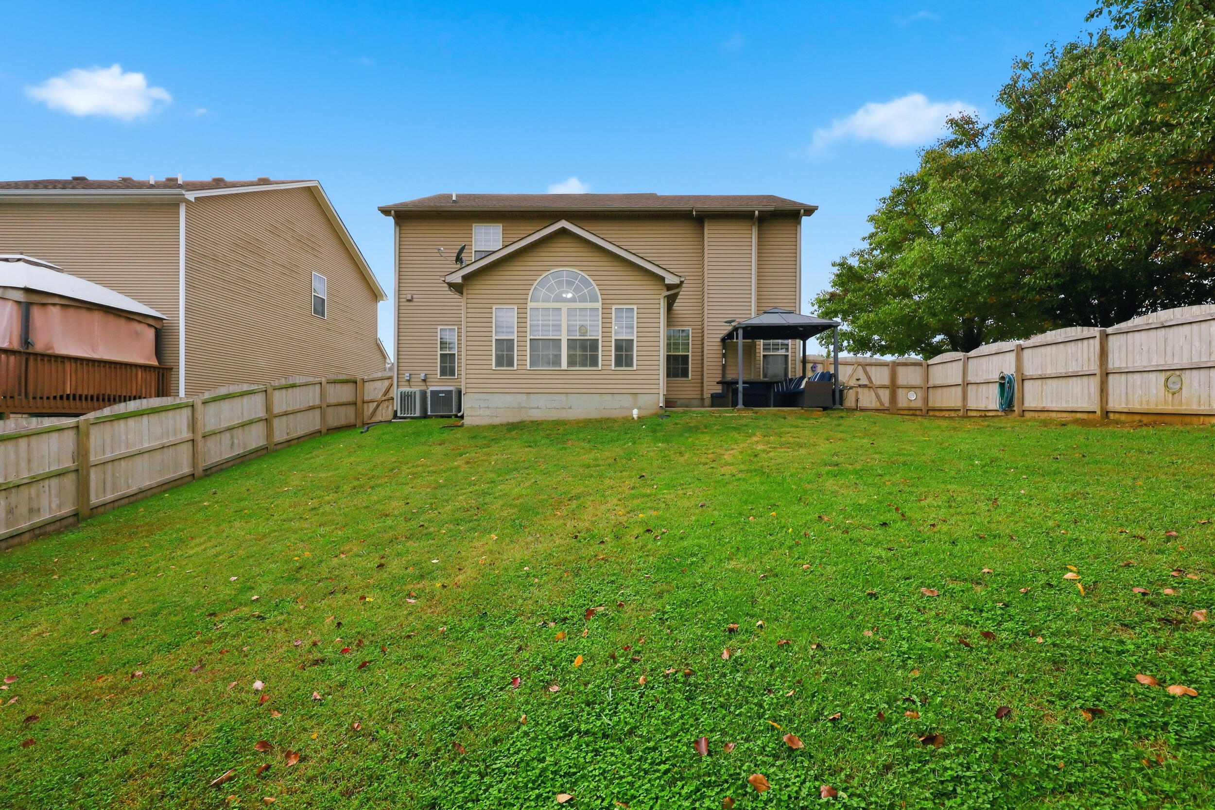 2244 Walcot Way Property Photo 27