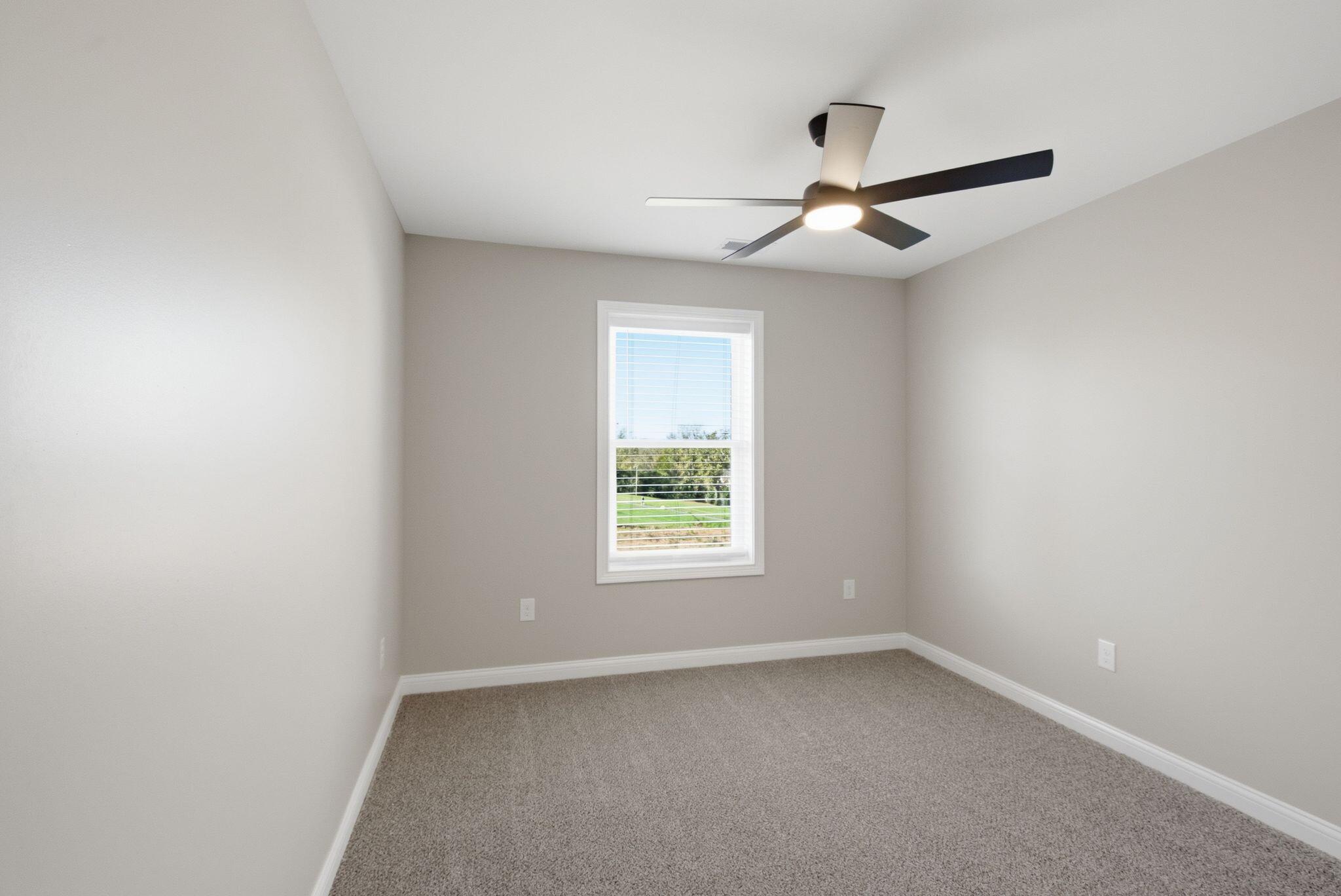579 Beech Street Property Photo 20