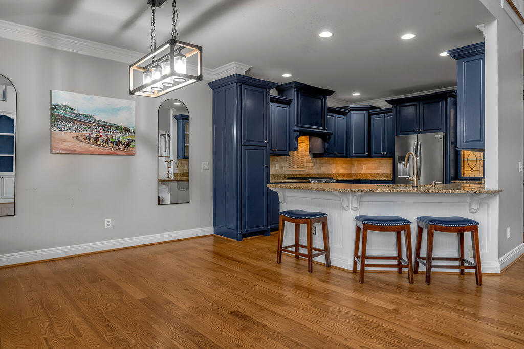 456 Weston Park Property Photo 14