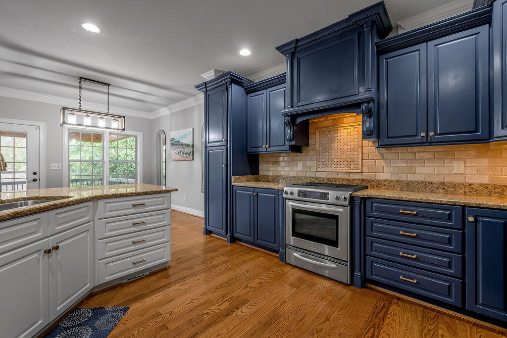 456 Weston Park Property Photo 22