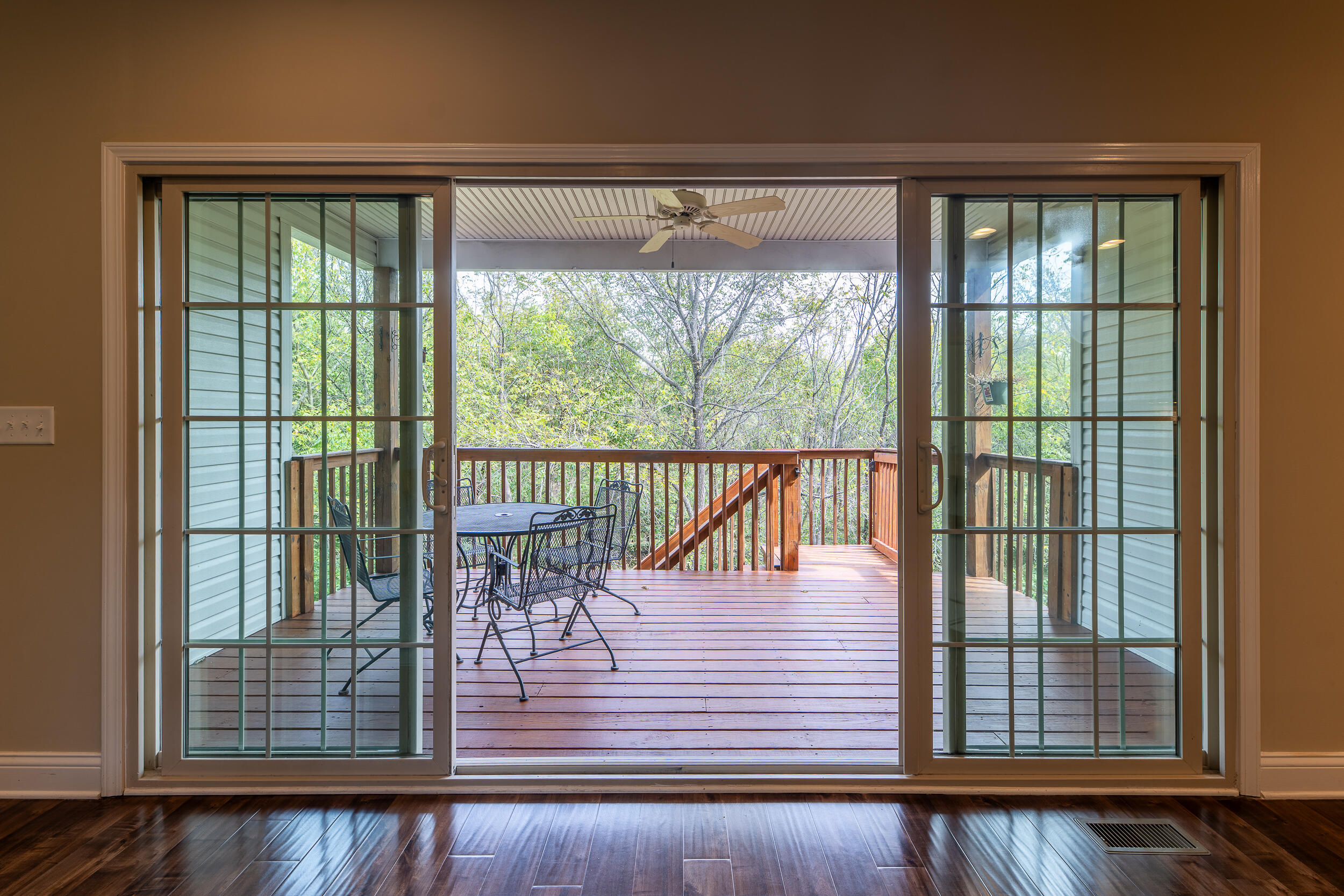 139 Waterside Drive Property Photo 3