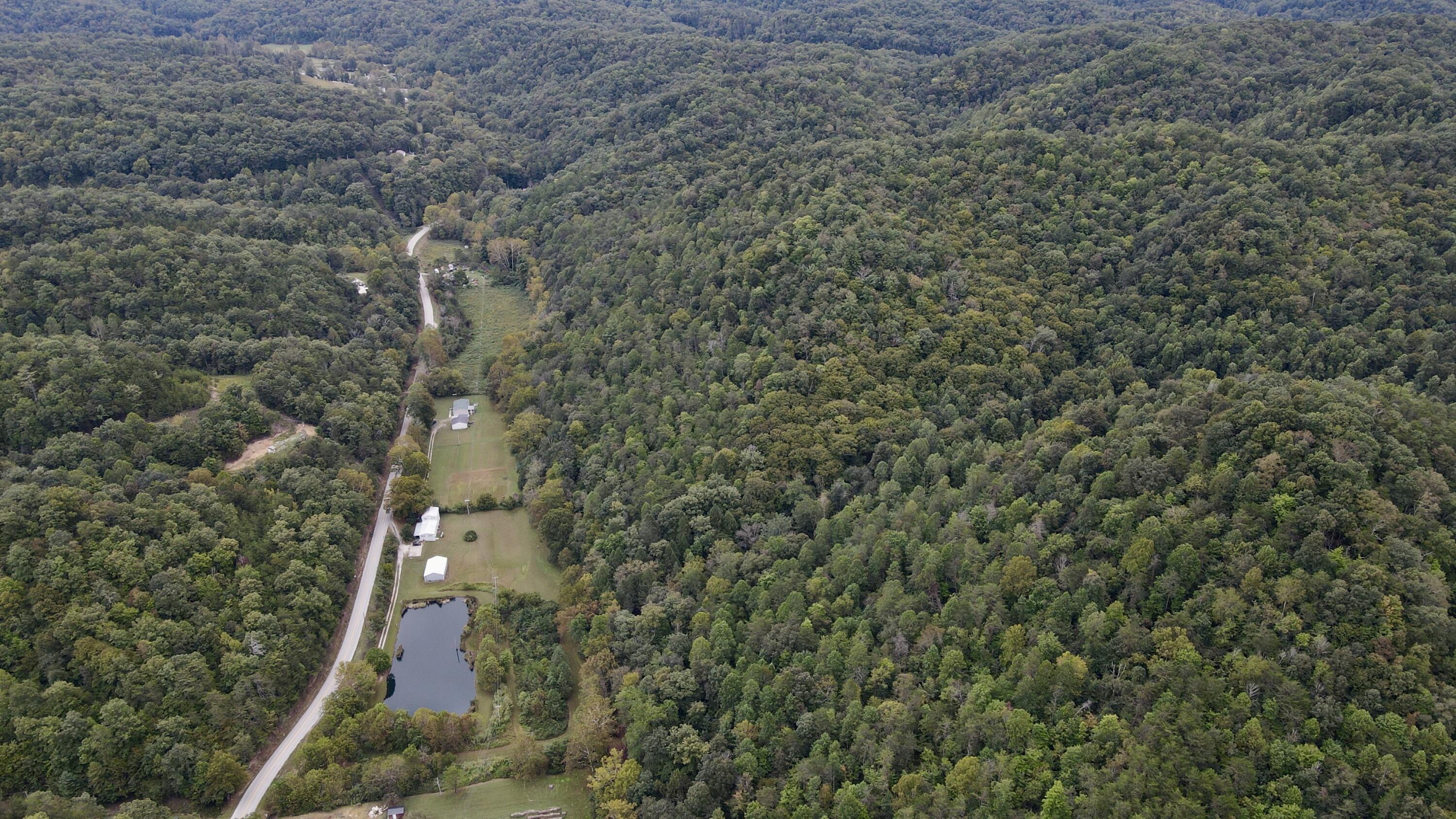 520 N 708 Highway Property Photo 1