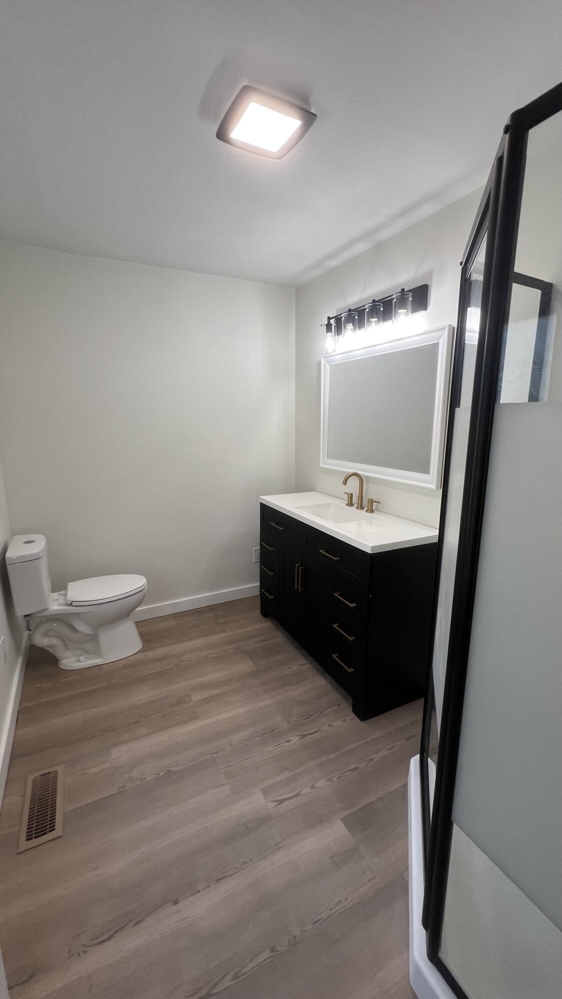 514 Pine Avenue Property Photo 7