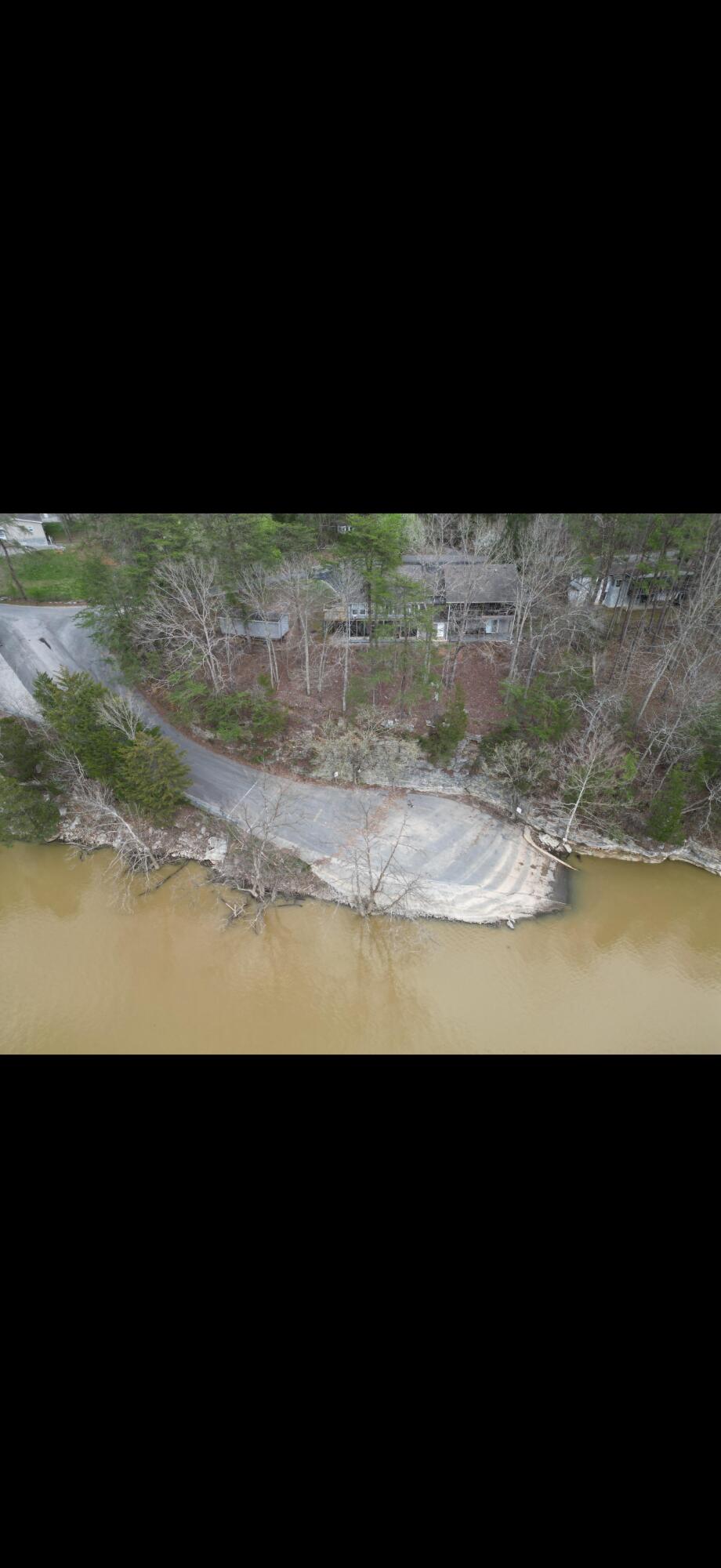 109 Colleen Drive Property Photo 3