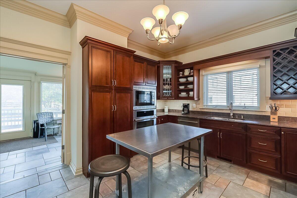 308 Wilkinson Street Property Photo 14