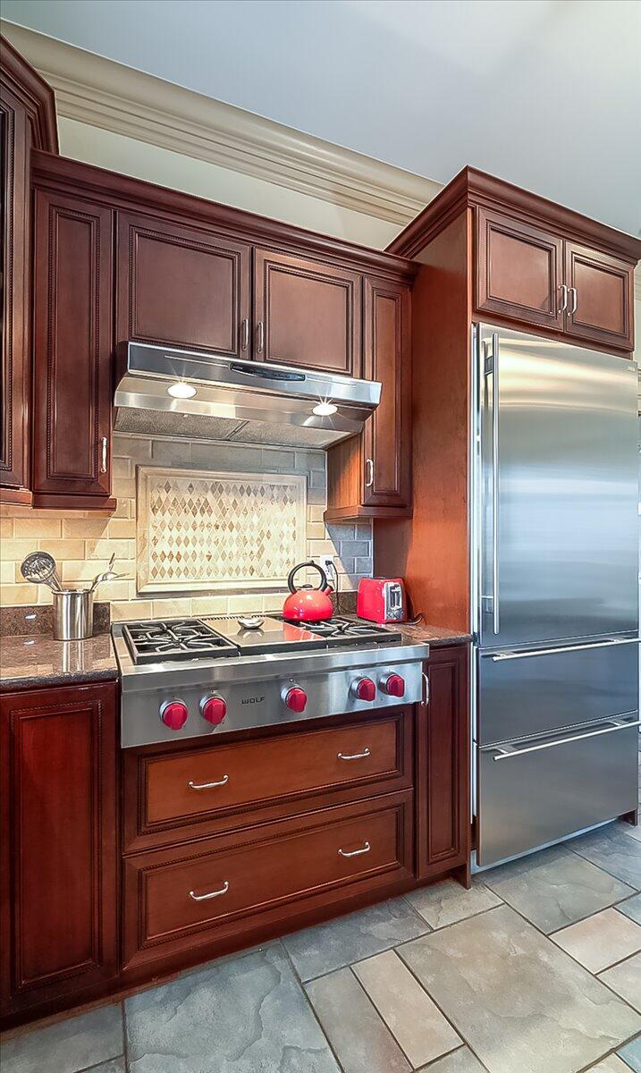 308 Wilkinson Street Property Photo 16