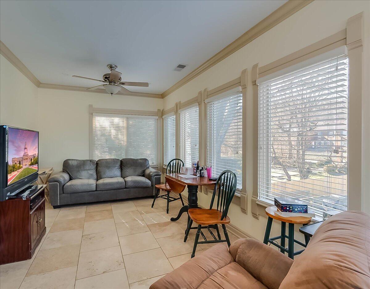 308 Wilkinson Street Property Photo 37