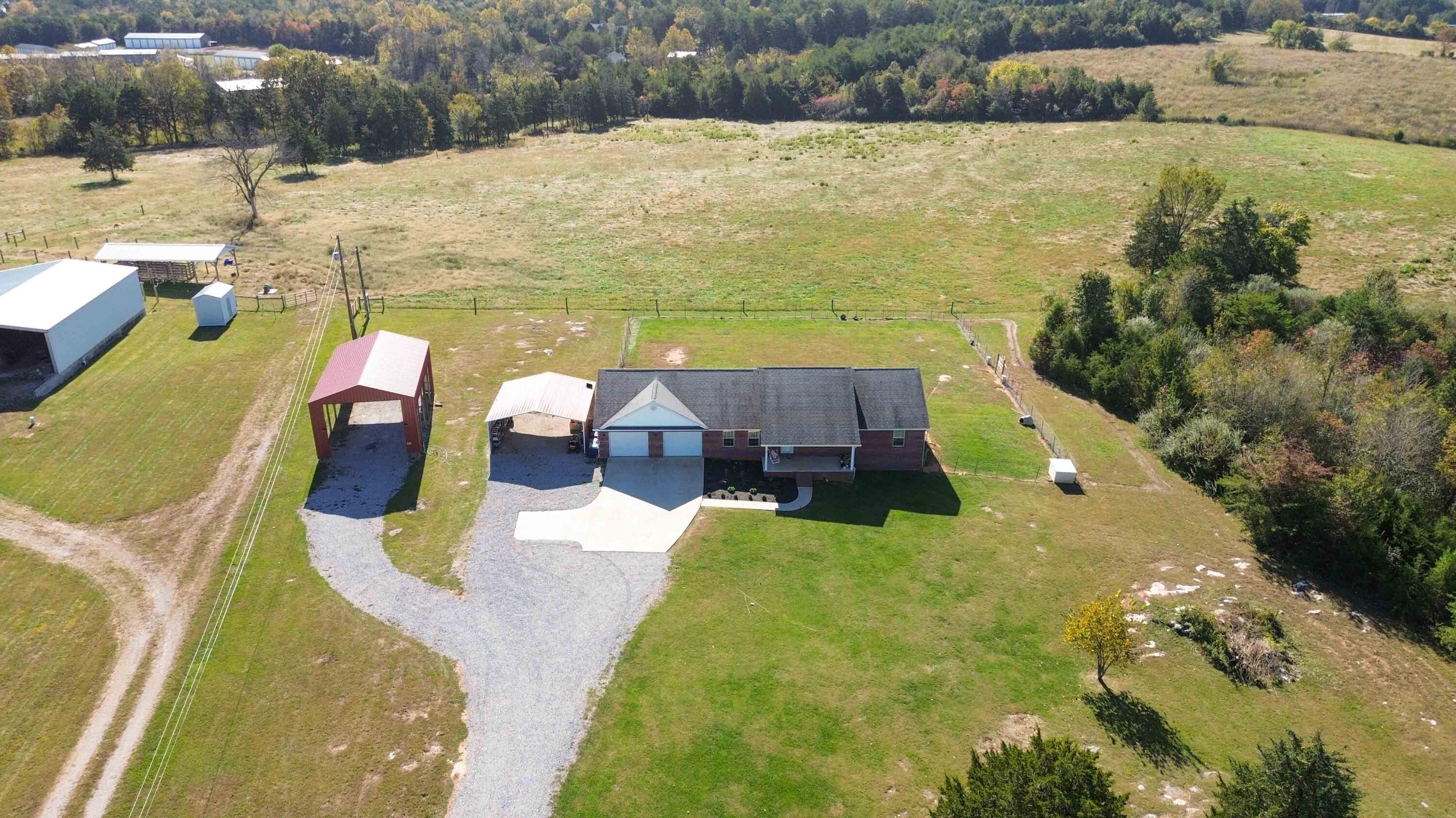 2708 Ky-790 Property Photo 1