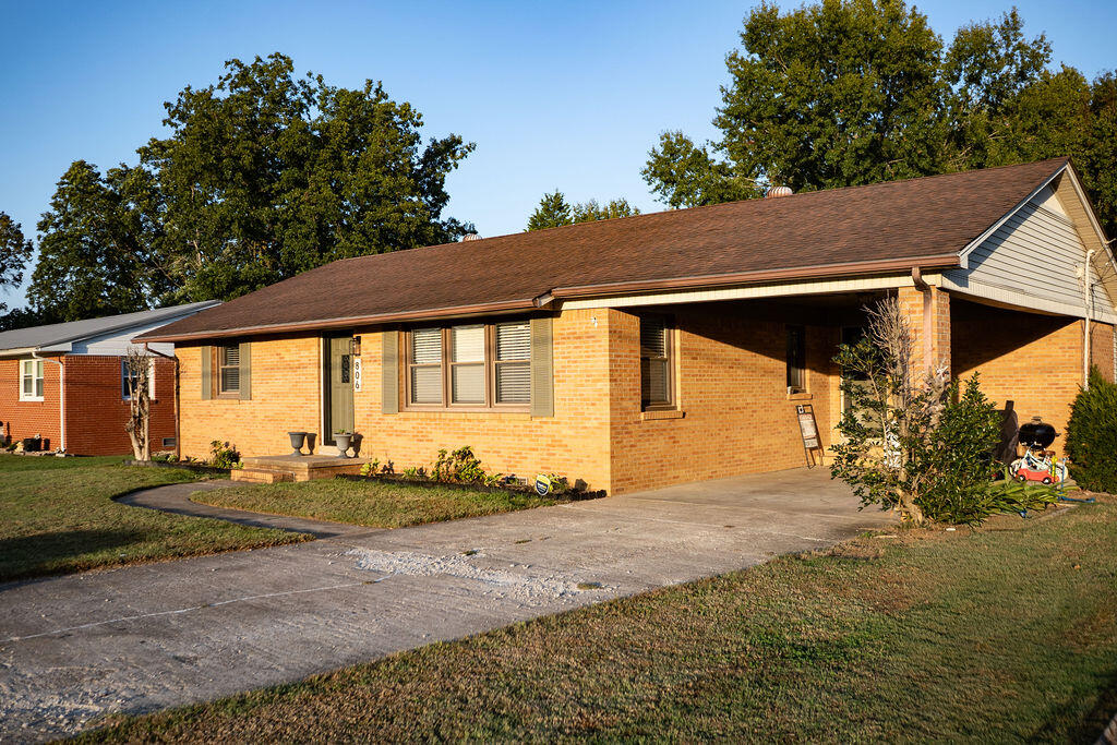 806 Mason Street Property Photo 1