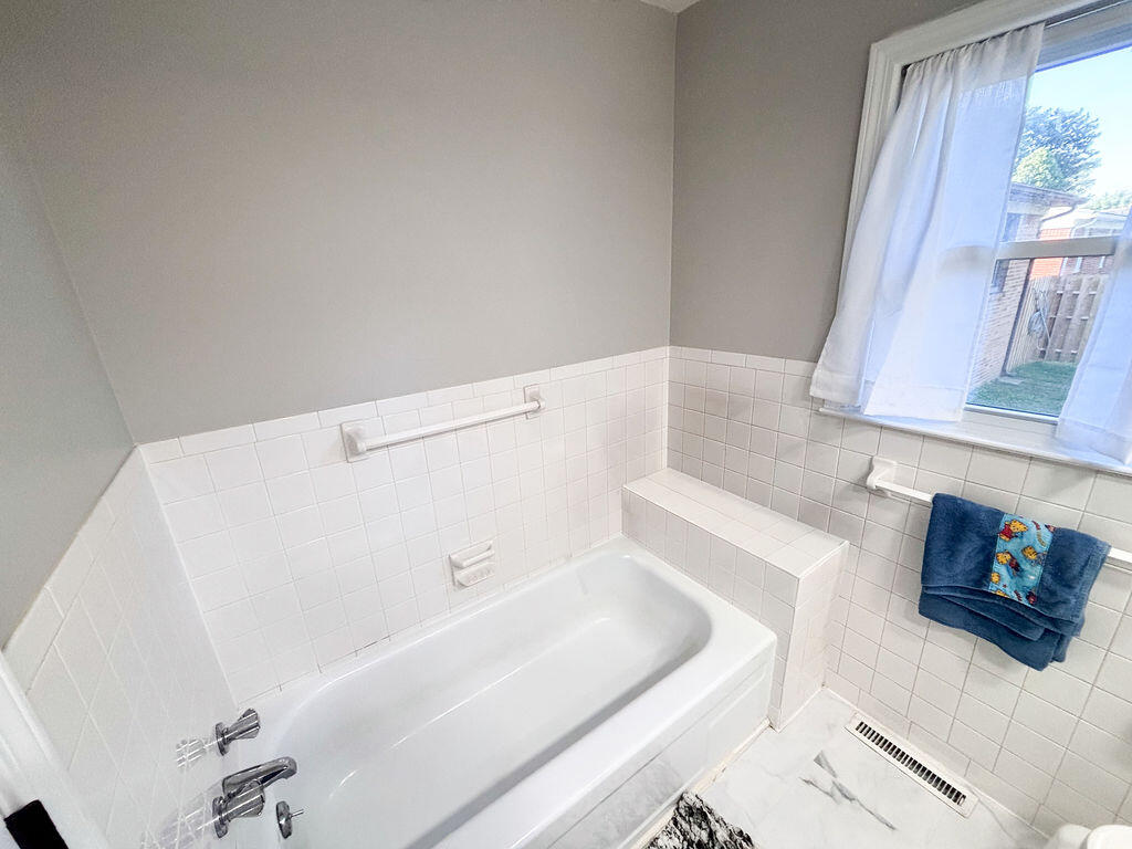 806 Mason Street Property Photo 31