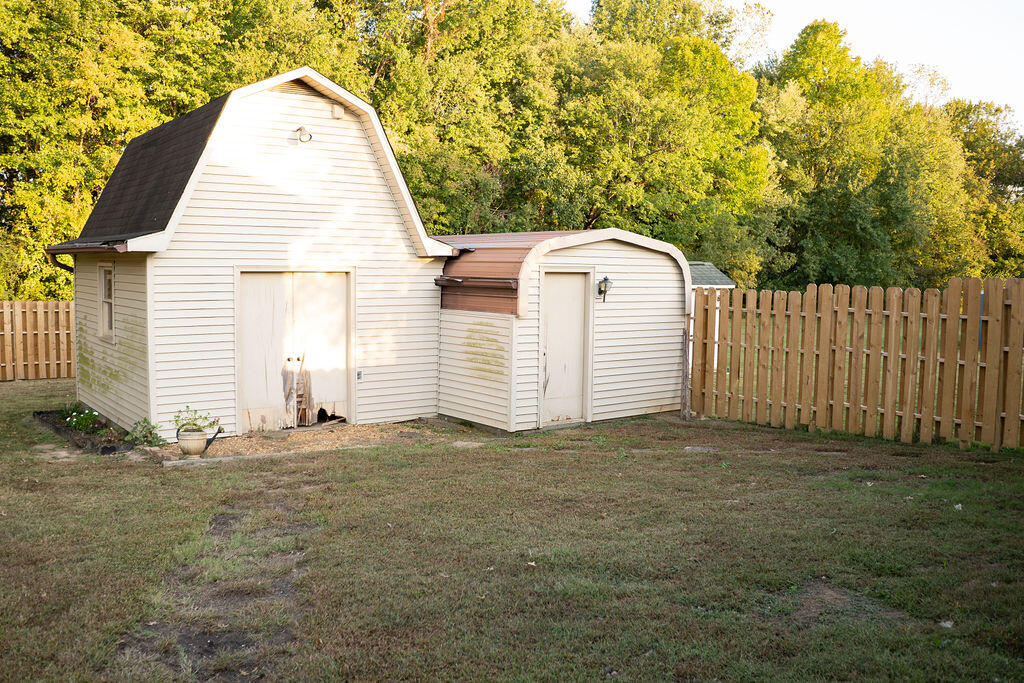 806 Mason Street Property Photo 34
