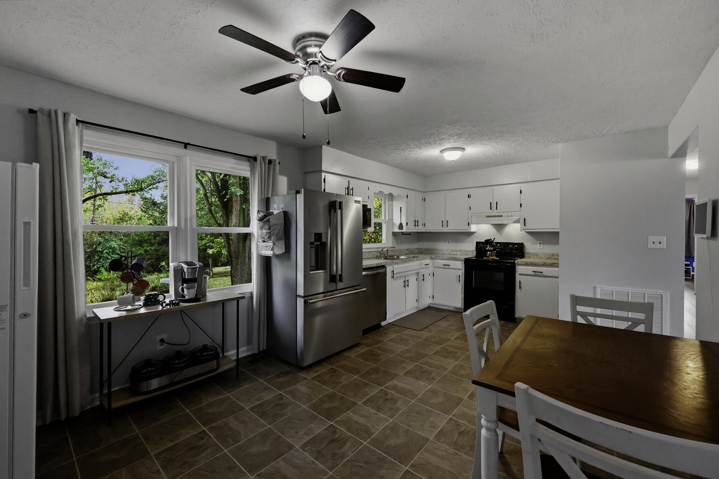 102 Jennifer Drive Property Photo 10