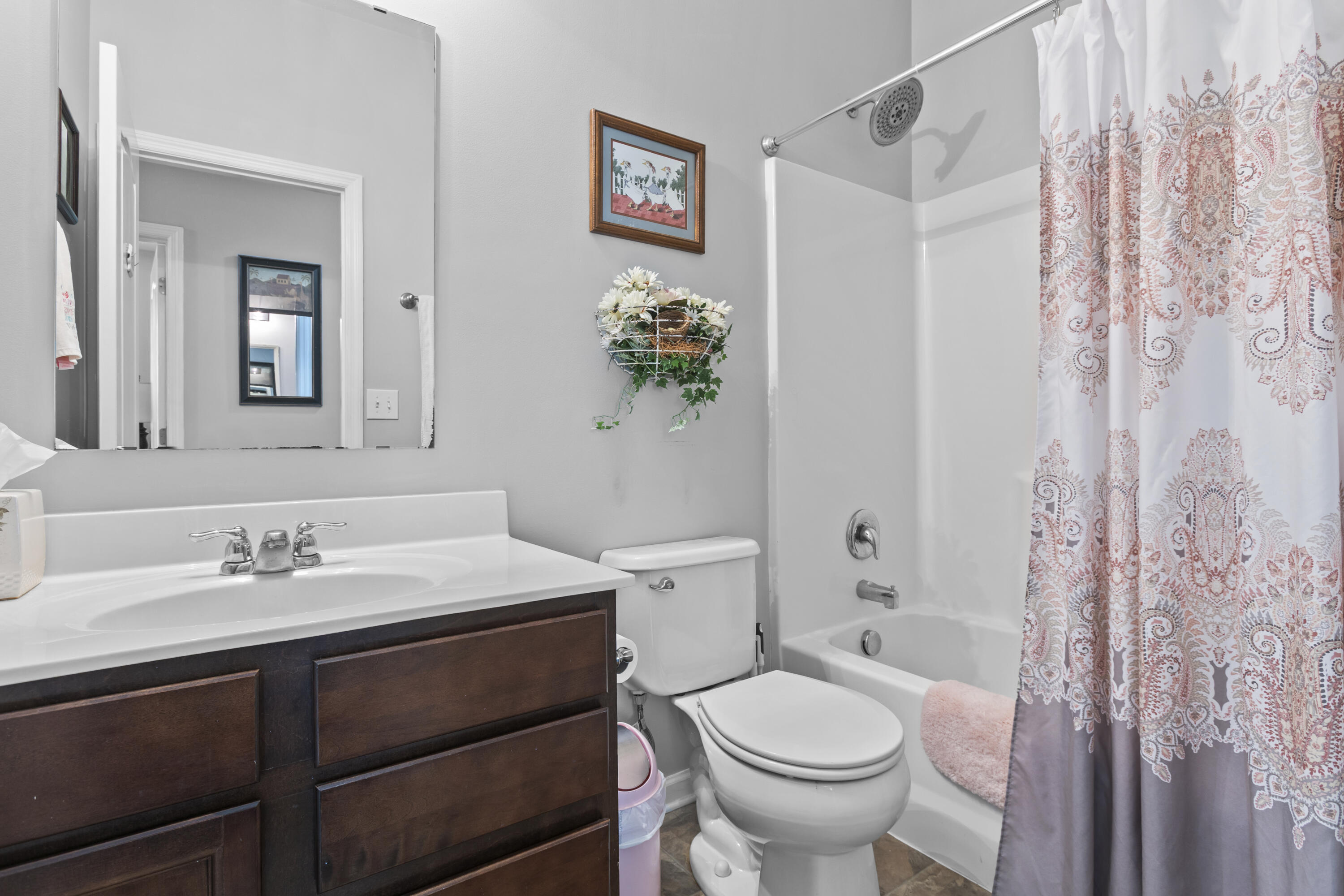 120 Thorndale Drive Property Photo 16